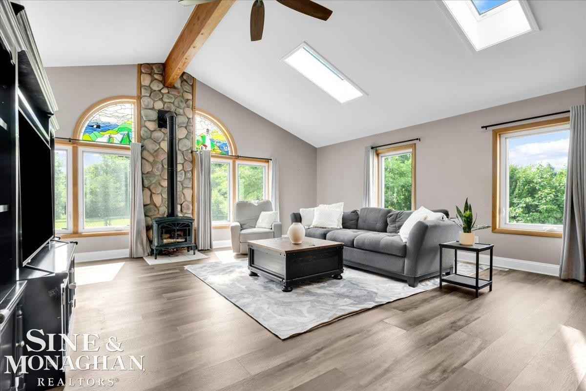 855 Montana Street, Marysville, MI 48040 — Photo 12