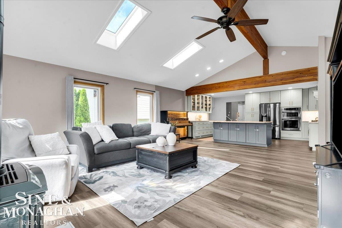 855 Montana Street, Marysville, MI 48040 — Photo 14