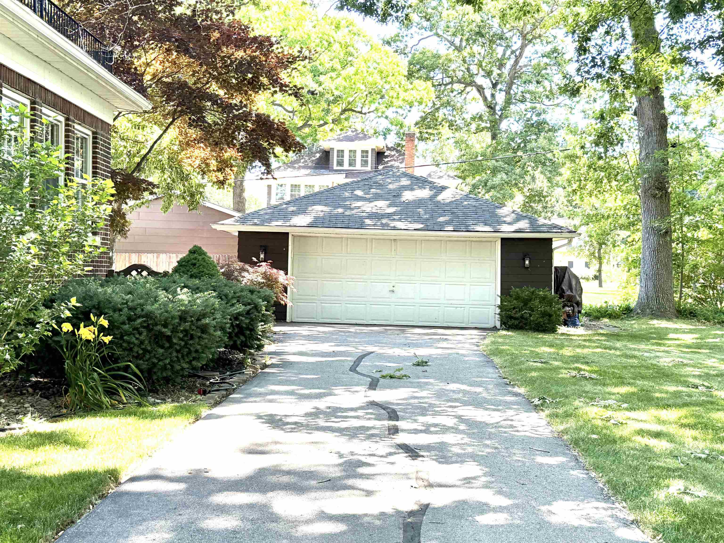 654 First Street, Owosso, MI 48867 — Photo 30