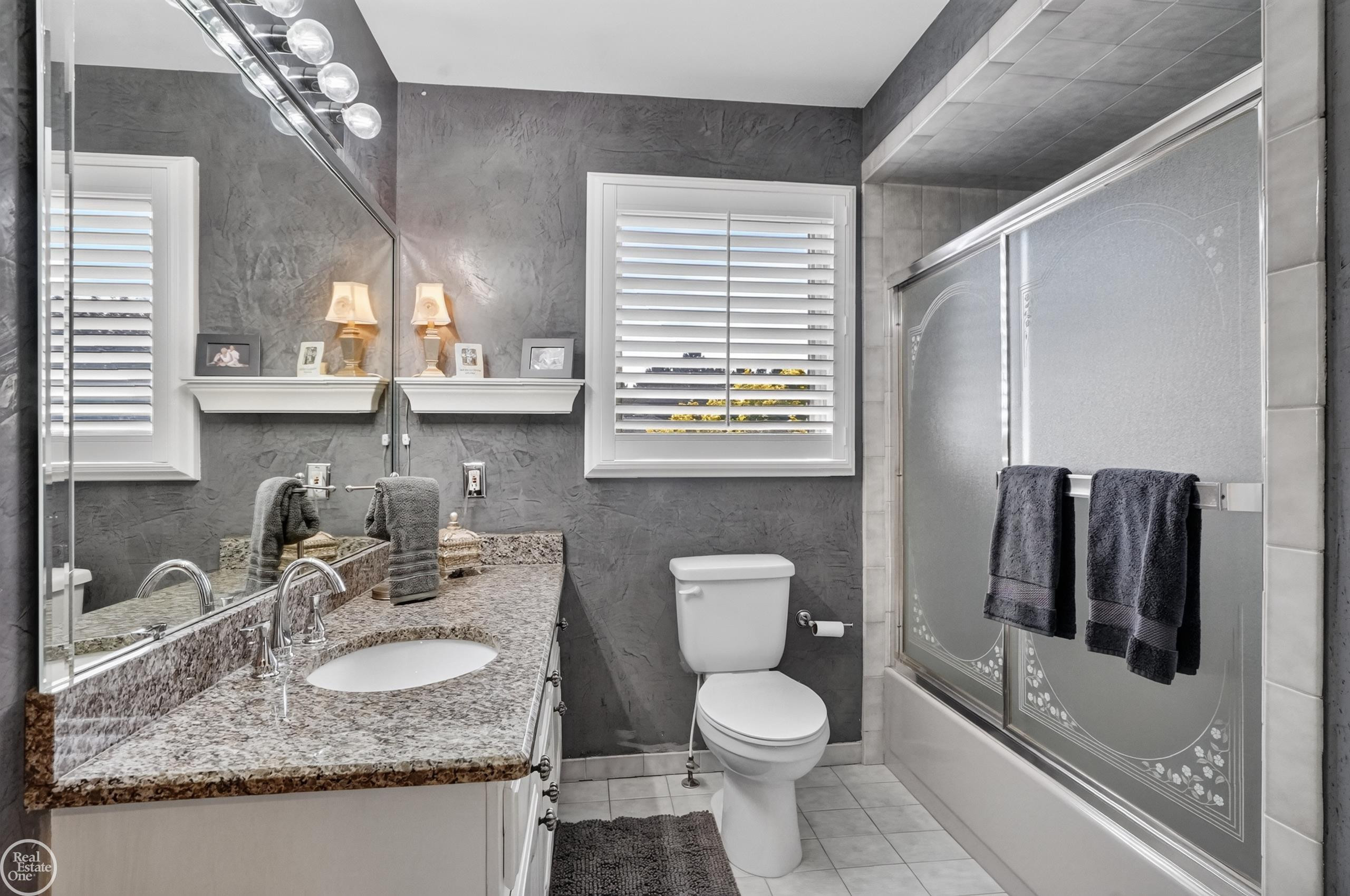 41220 Scarborough Court, Clinton Twp, MI 48038 — Photo 25