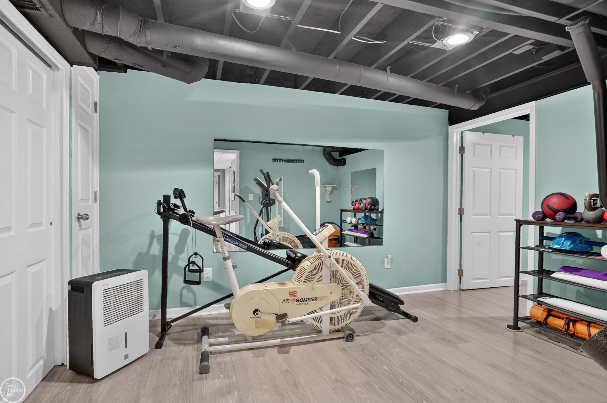 41220 Scarborough Court, Clinton Twp, MI 48038 — Photo 30
