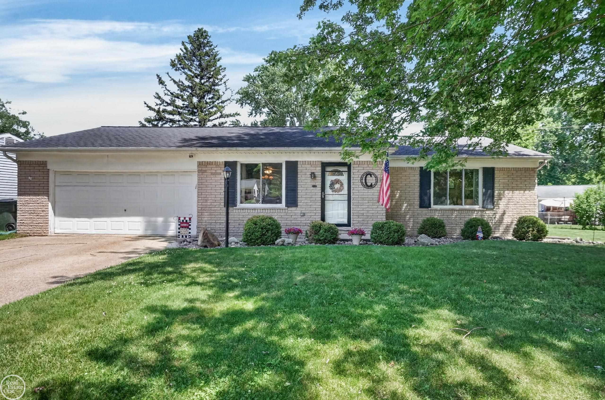 50644 Parsons Drive, Shelby Twp, MI 48317