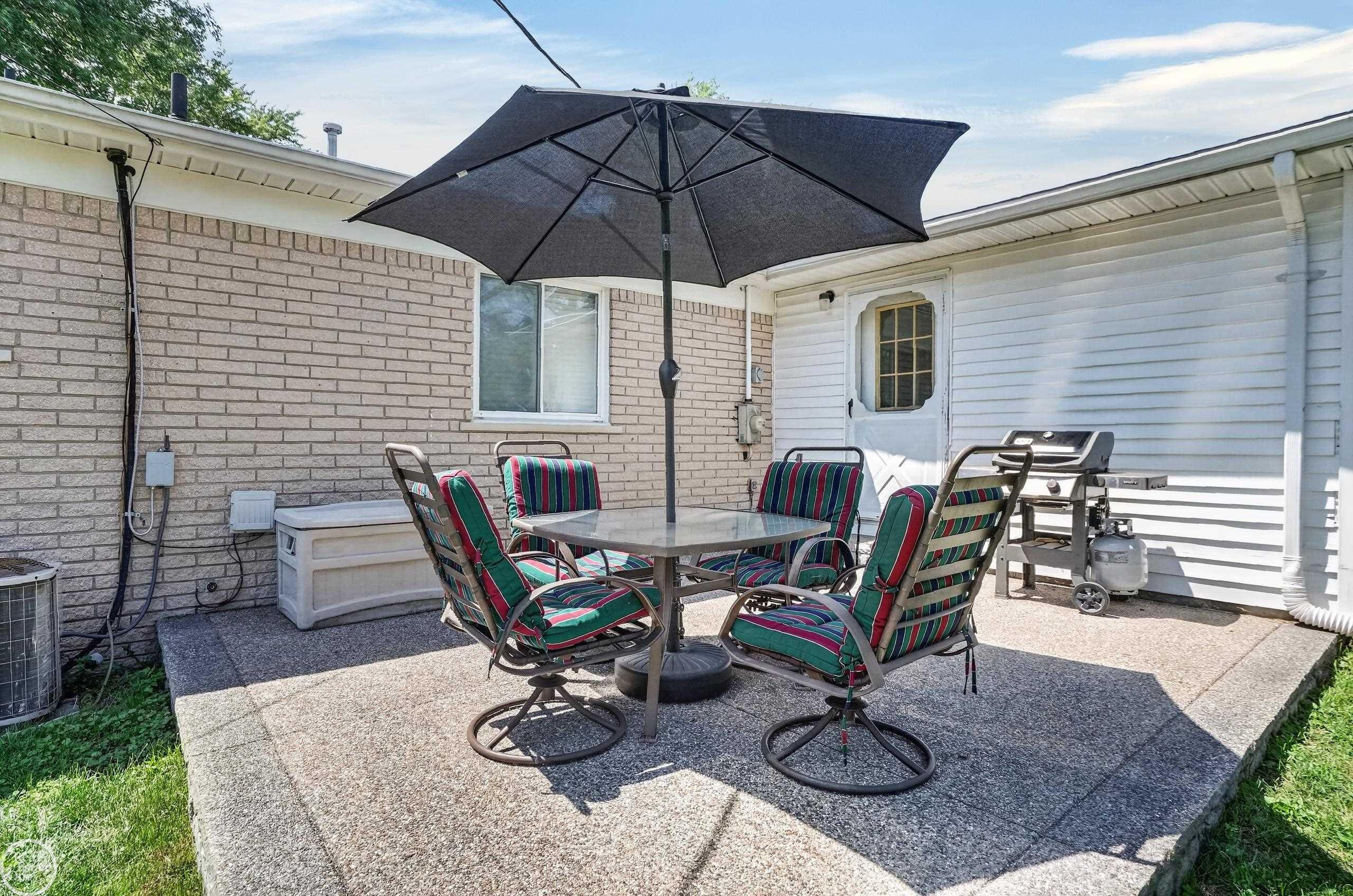 50644 Parsons Drive, Shelby Twp, MI 48317 — Photo 18