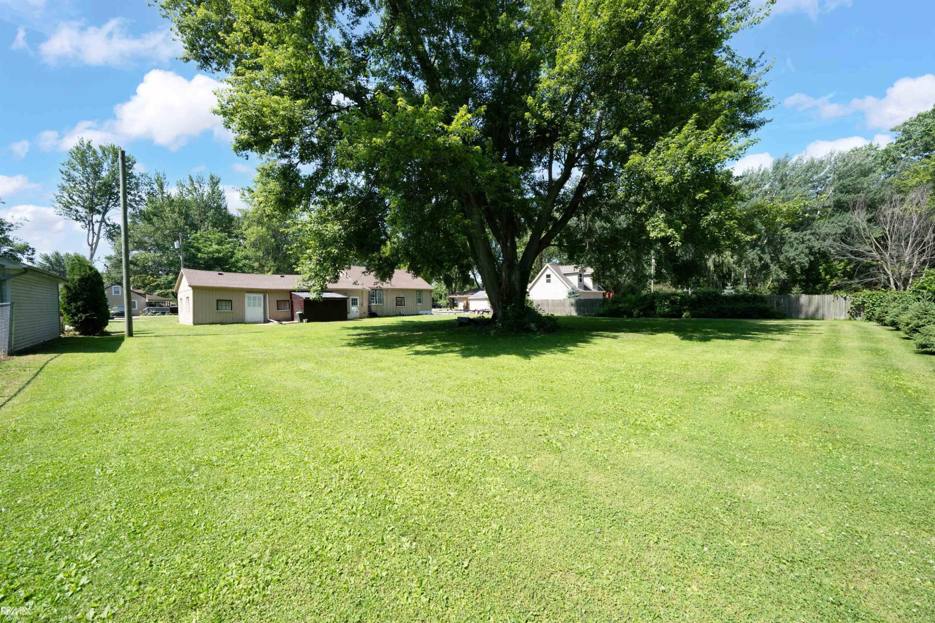 4460 Taft Road, MI 48001 — Photo 9