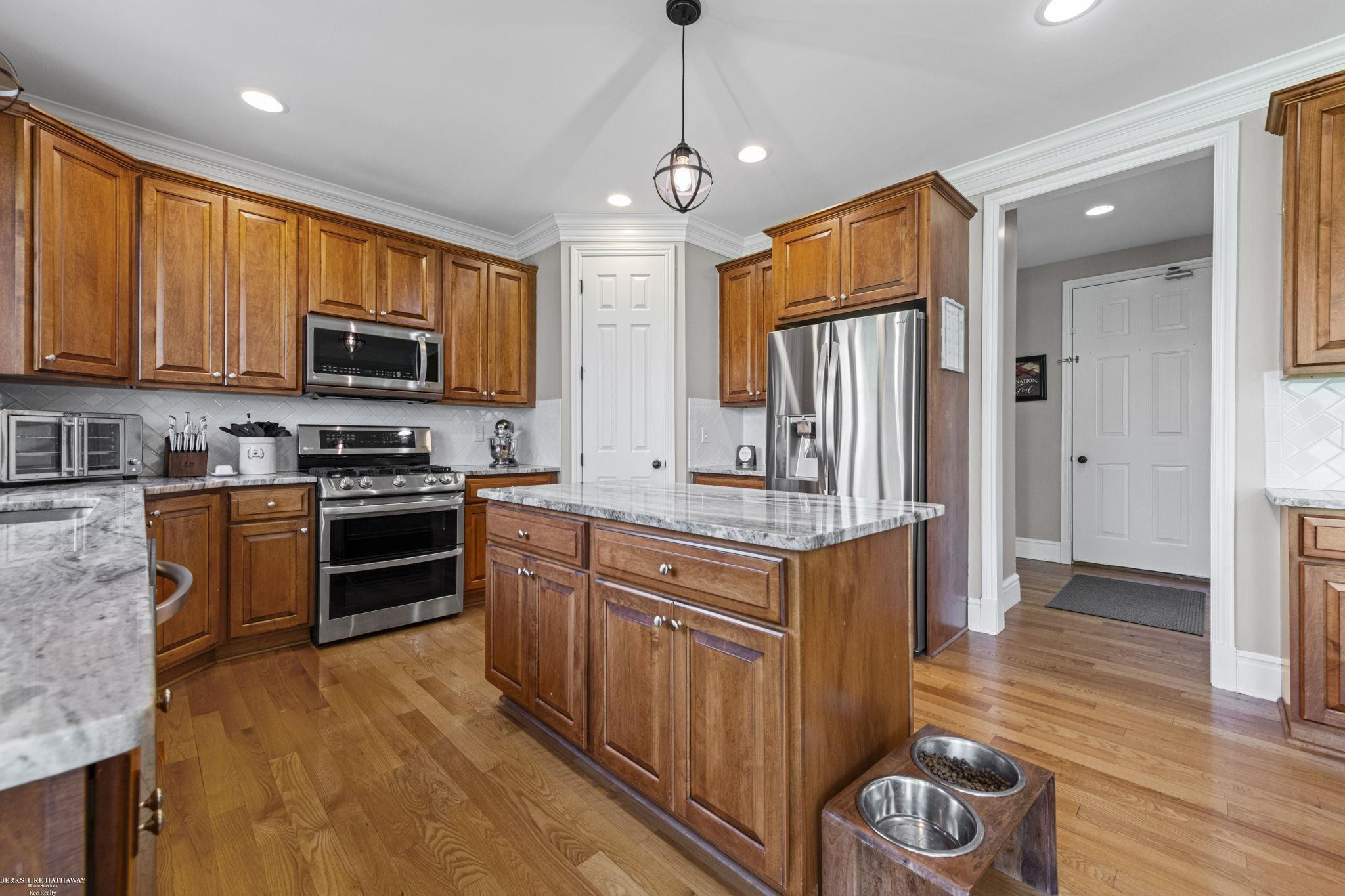 68242 Lake Angela Pointe Street, Richmond, MI 48062 — Photo 17
