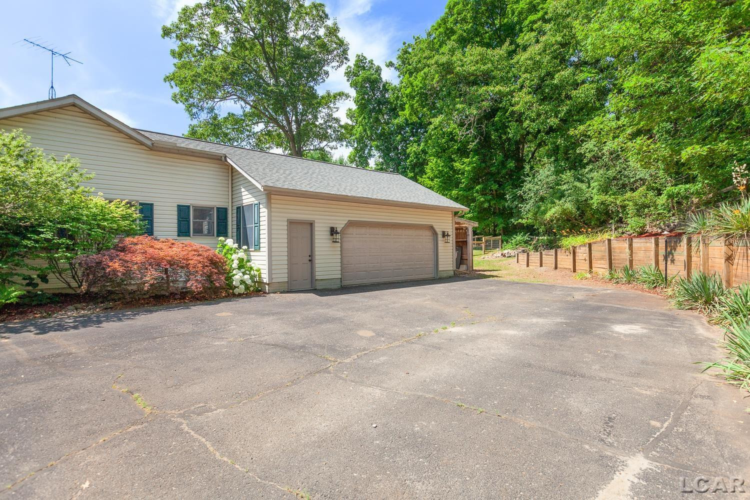 5619 Rays Drive, Onsted, MI 49265 — Photo 47