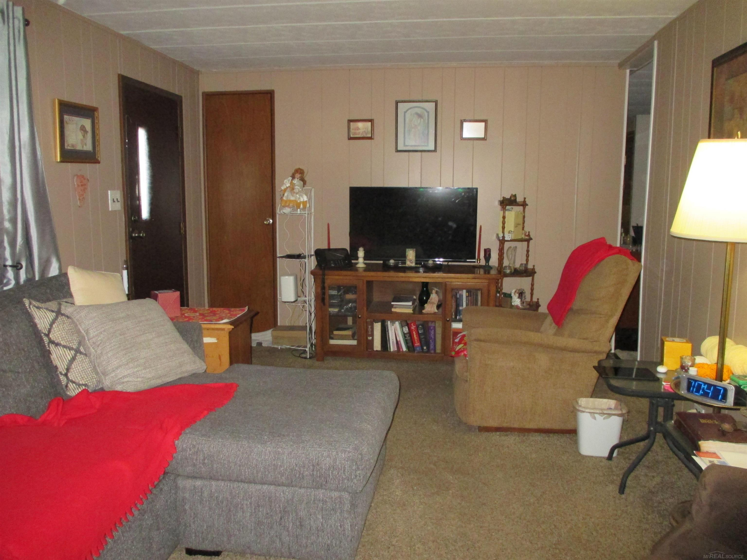 43310 Summit Street, MI — Photo 2