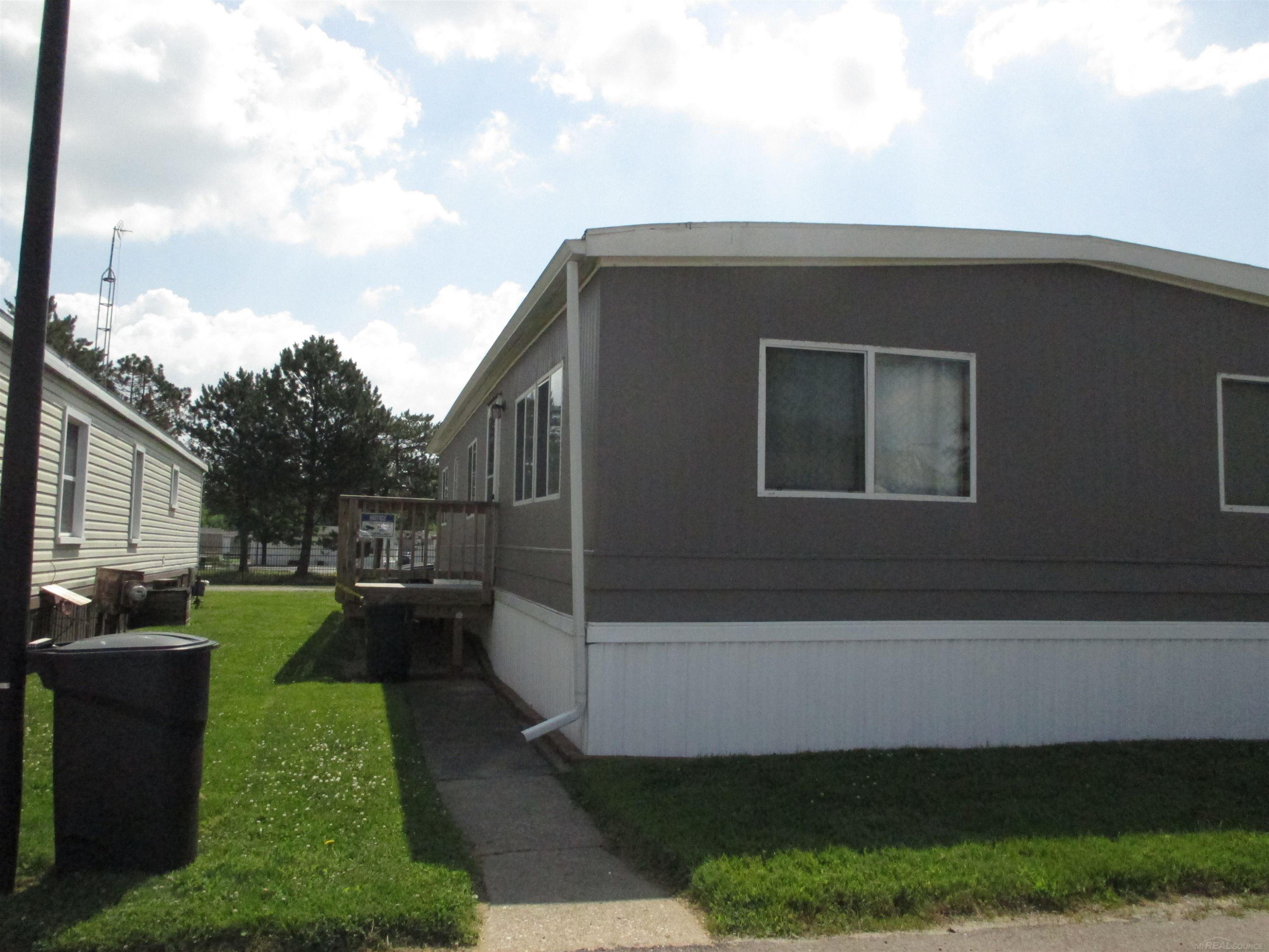 43310 Summit Street, MI — Photo 25