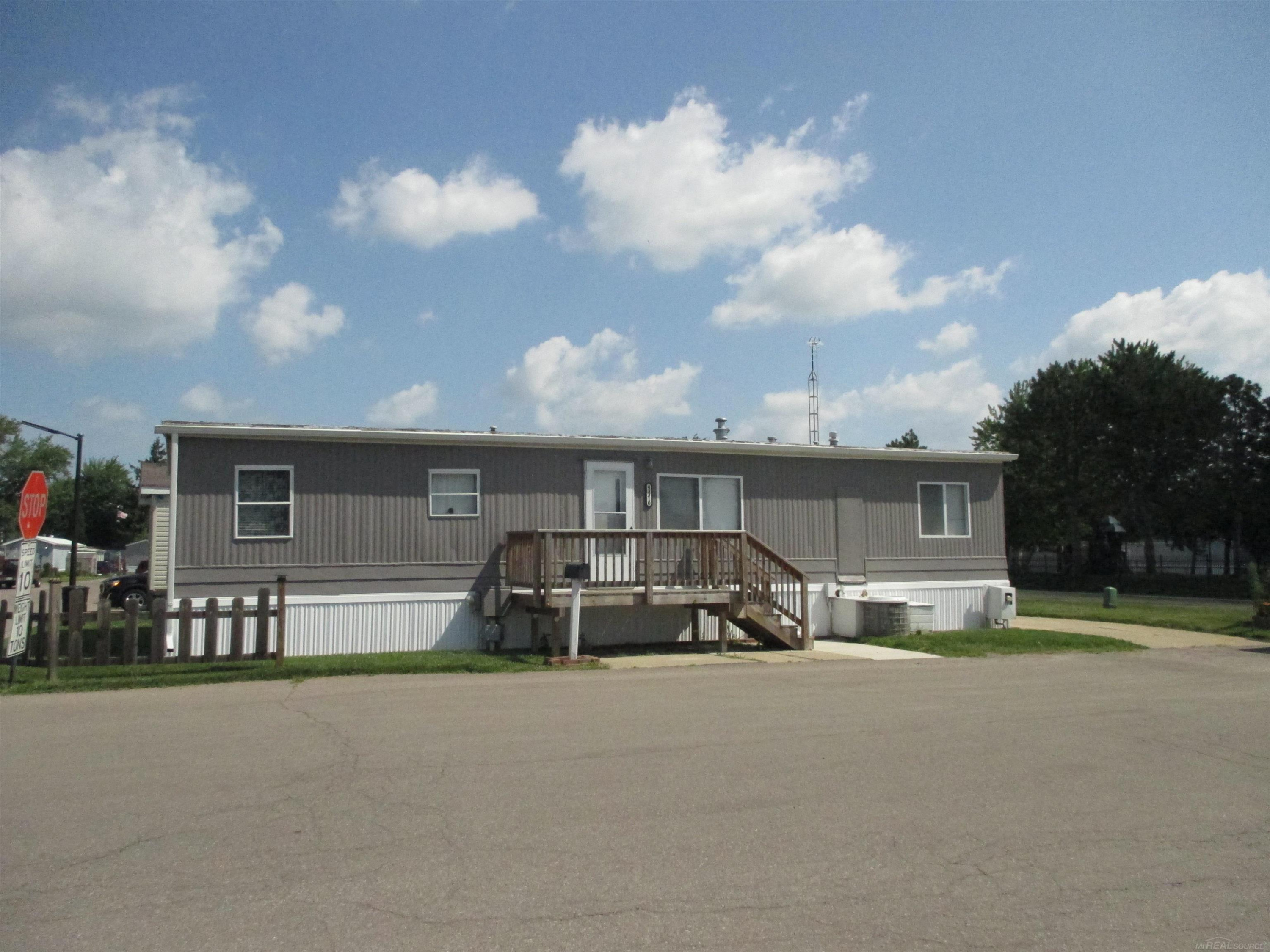 43310 Summit Street, MI — Photo 27