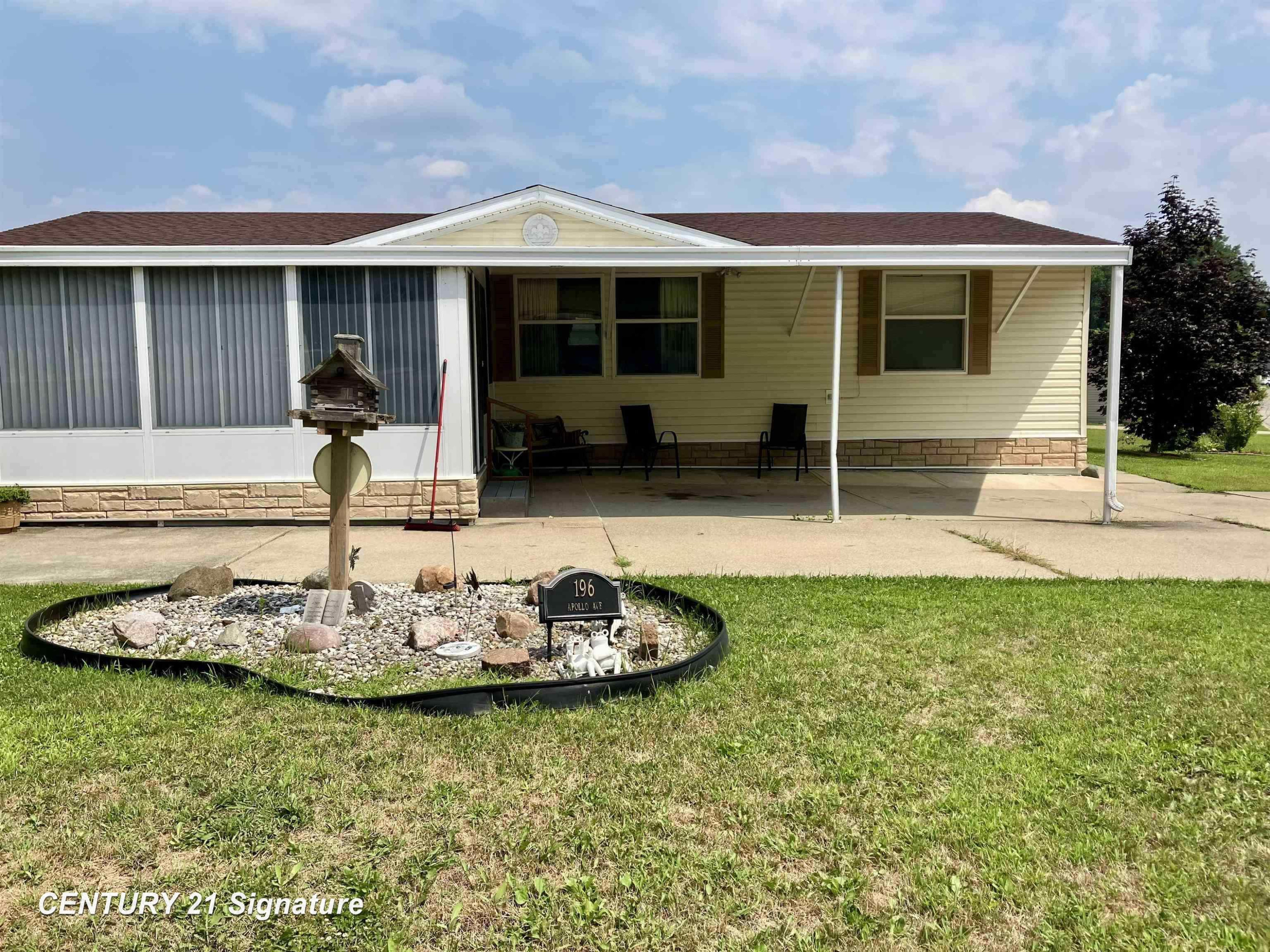 196 Apollo Avenue, Flushing, MI 48433