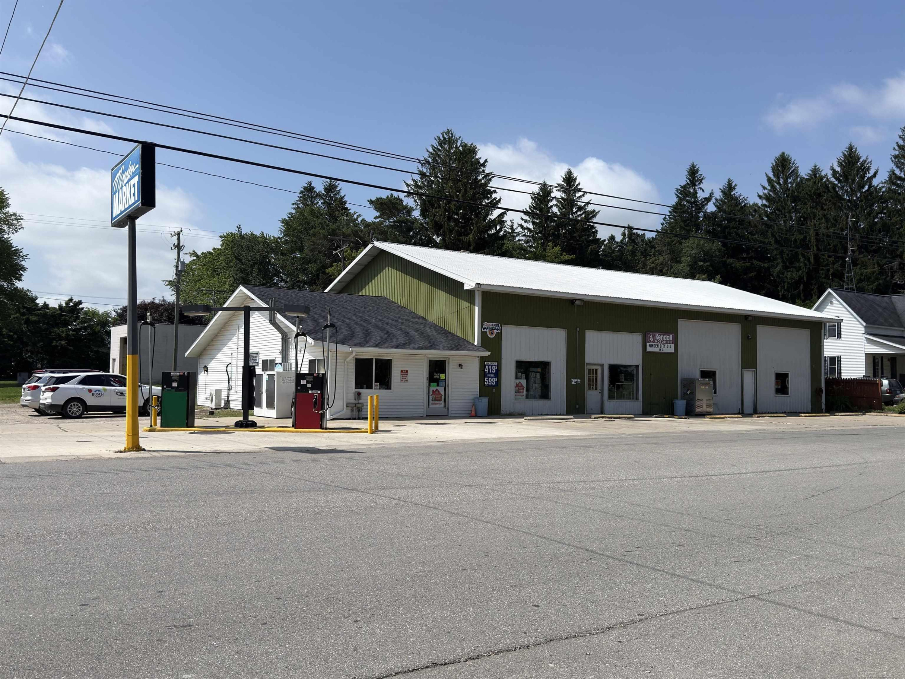1496 Main Street - Photo 2