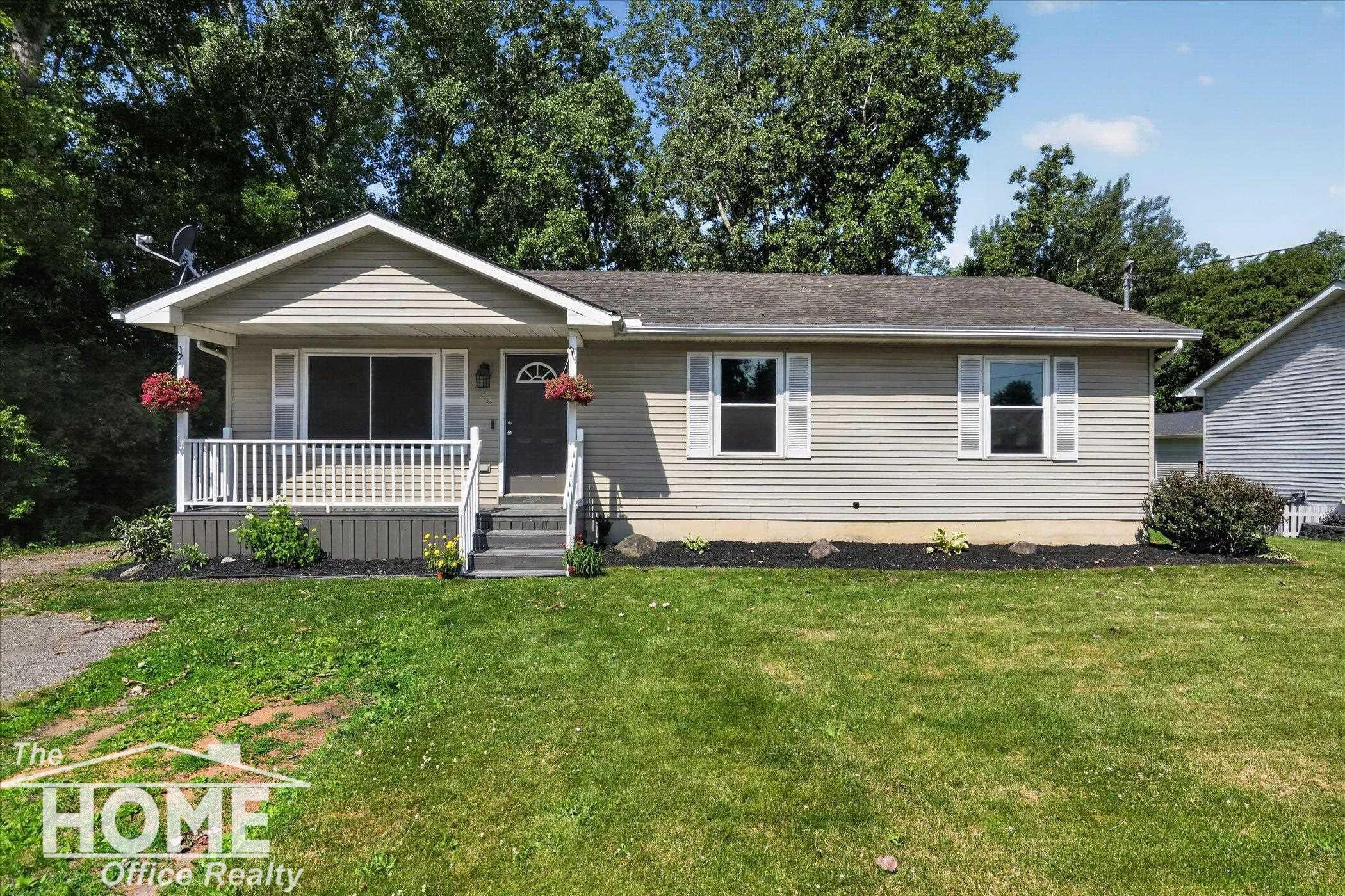 422 S Williams Street, Perry, MI 48872