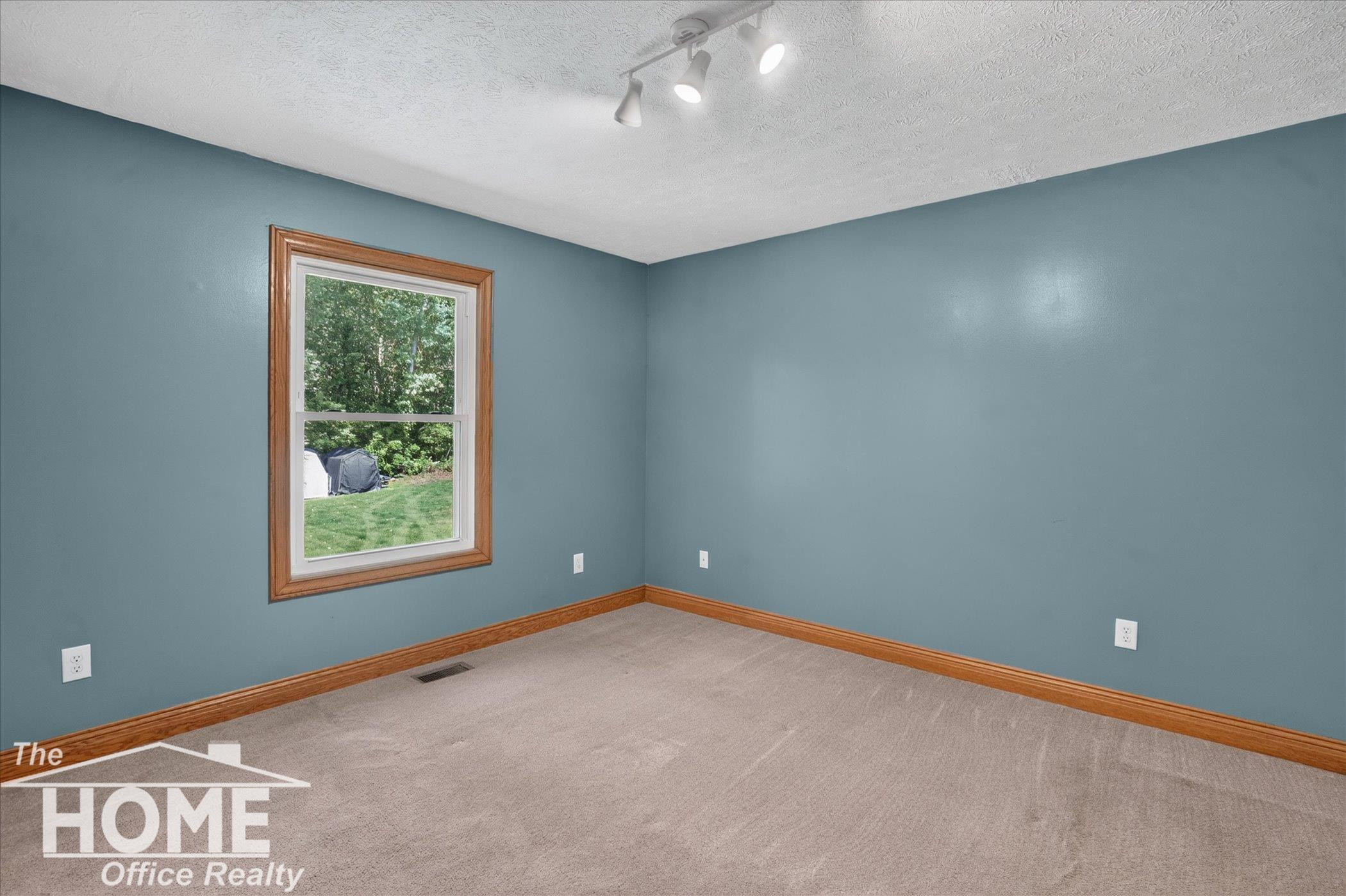 422 S Williams Street, Perry, MI 48872 — Photo 14