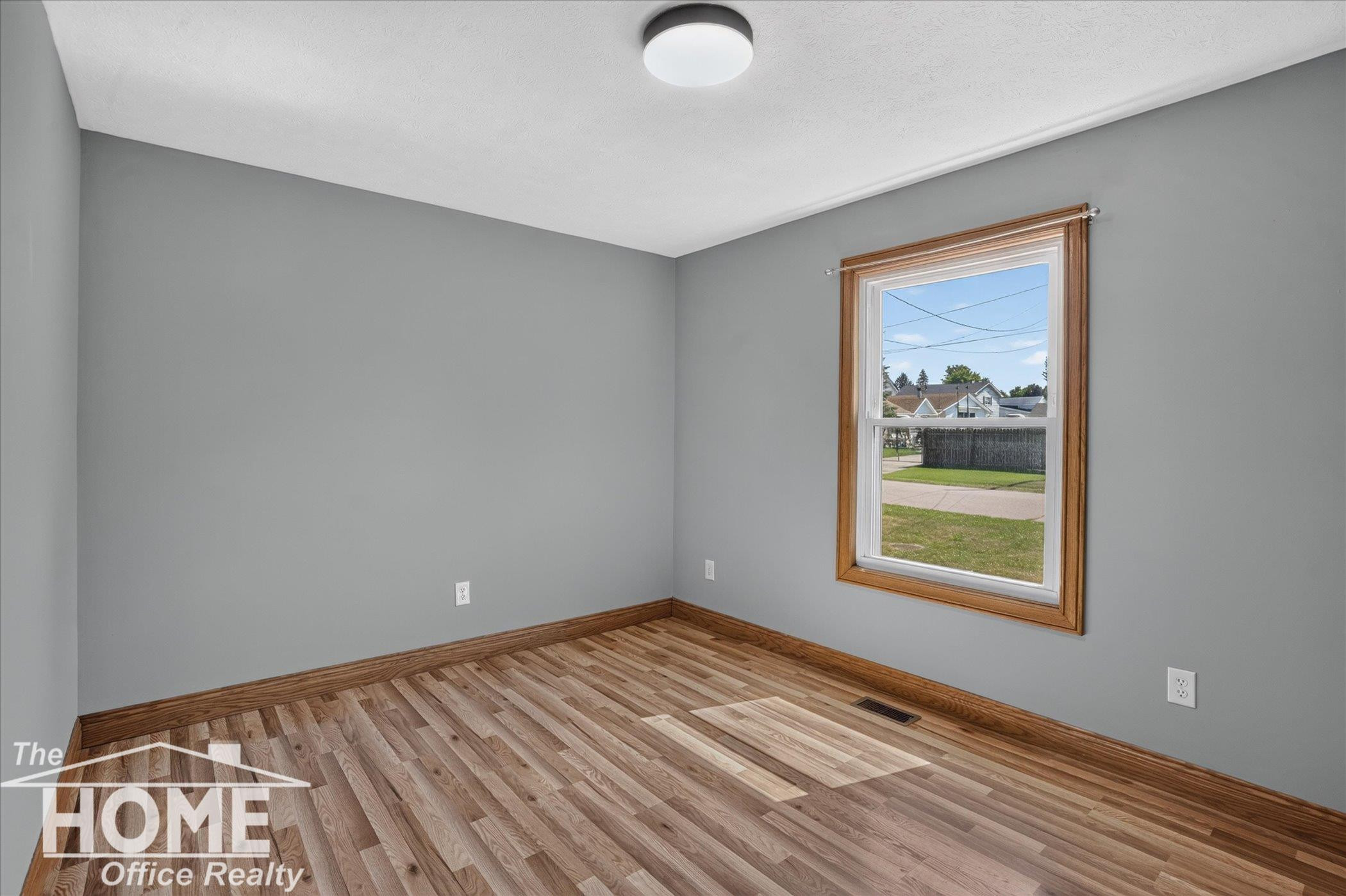422 S Williams Street, Perry, MI 48872 — Photo 17