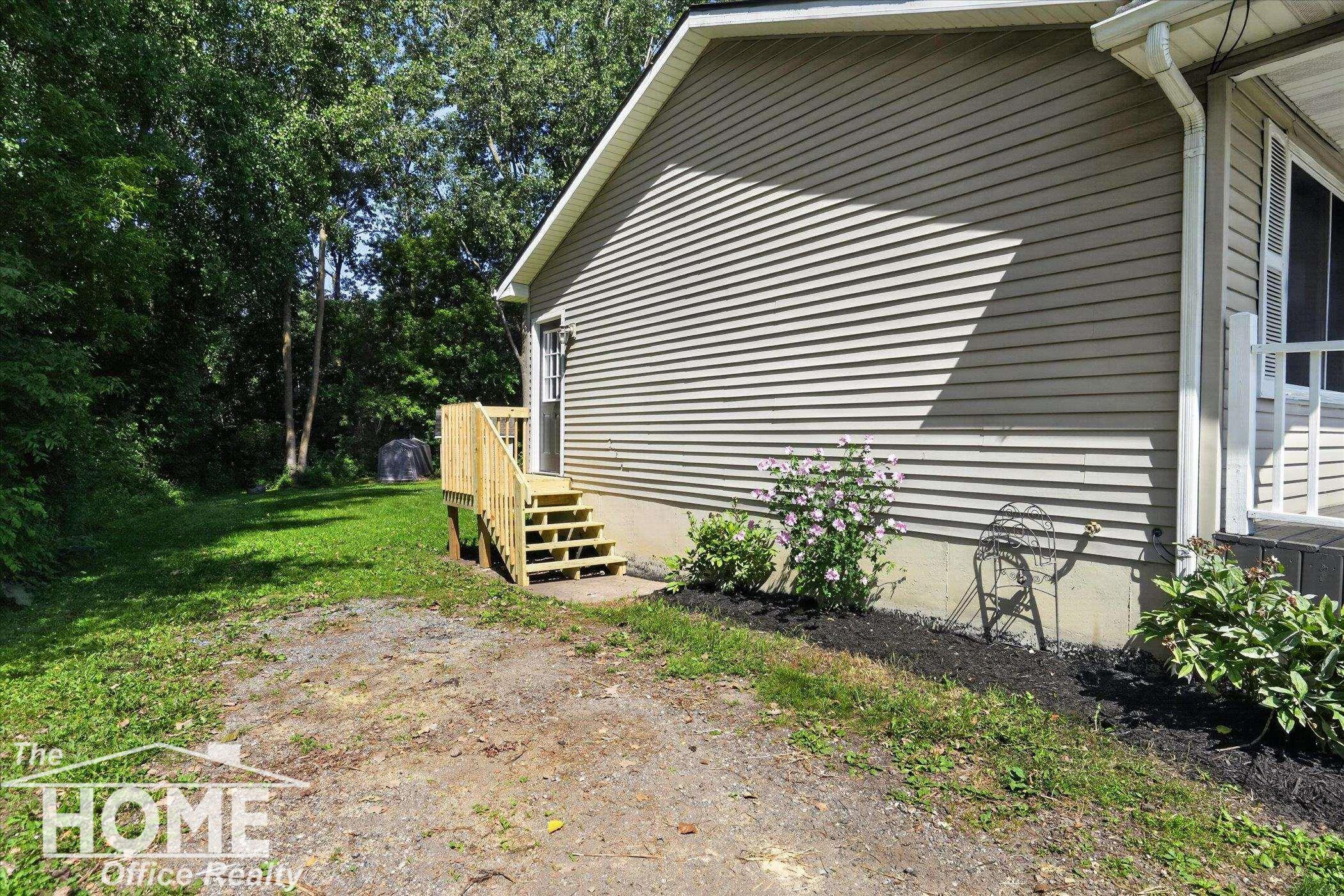 422 S Williams Street, Perry, MI 48872 — Photo 34