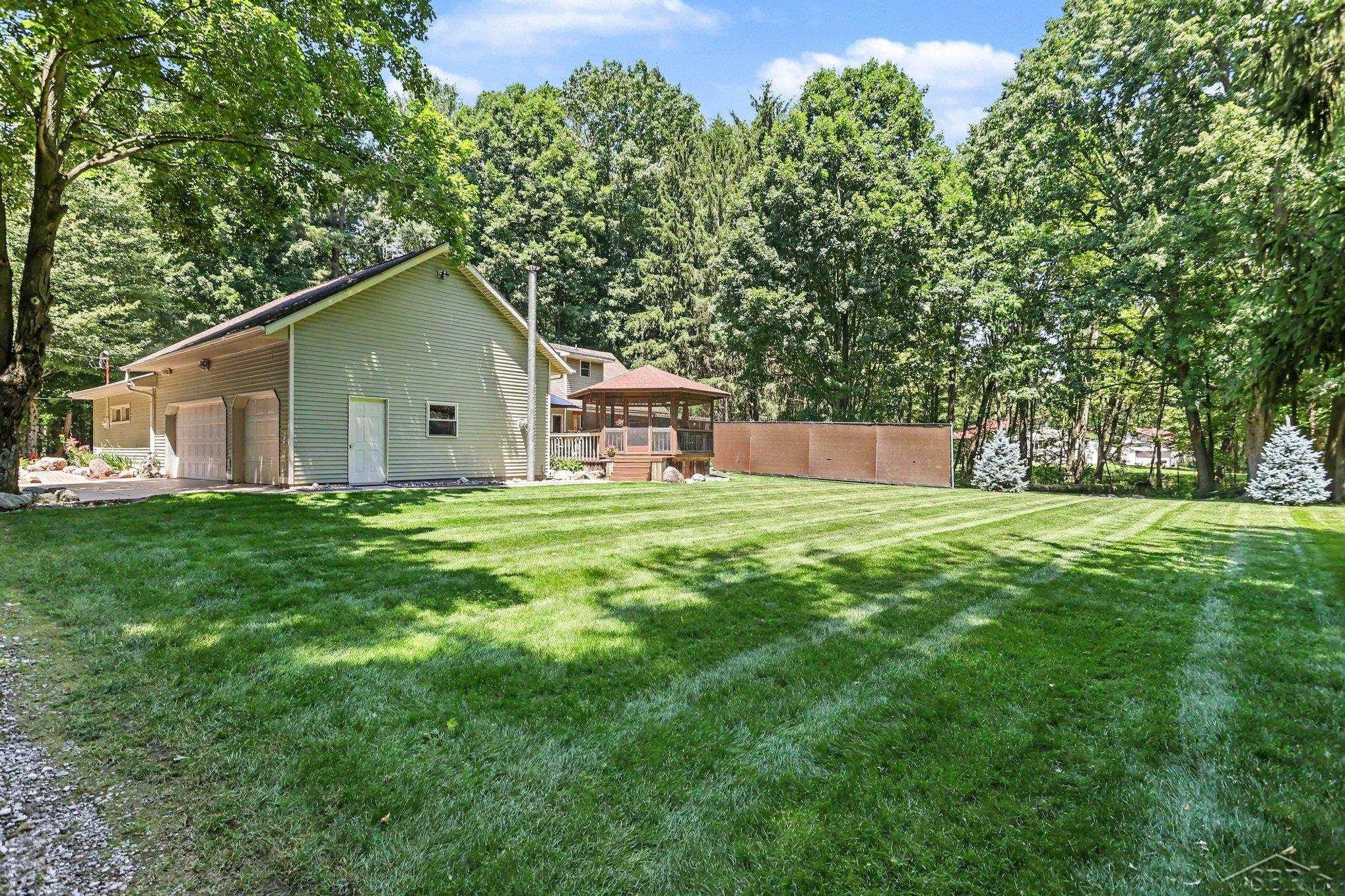 8815 S Beyer Road, Birch Run, MI 48415 — Photo 48