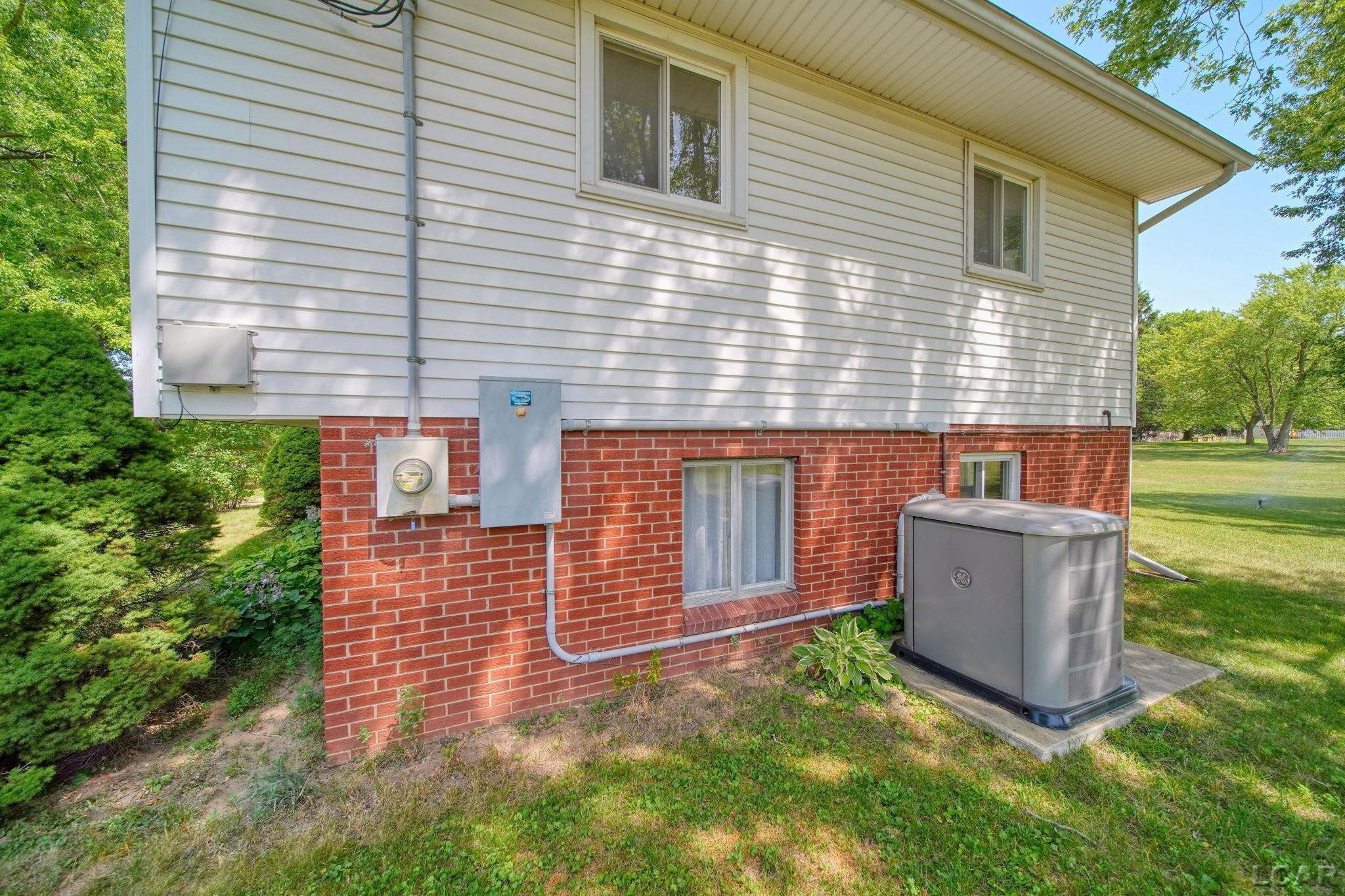 2745 E Carleton Road, Adrian, MI 49221 — Photo 33