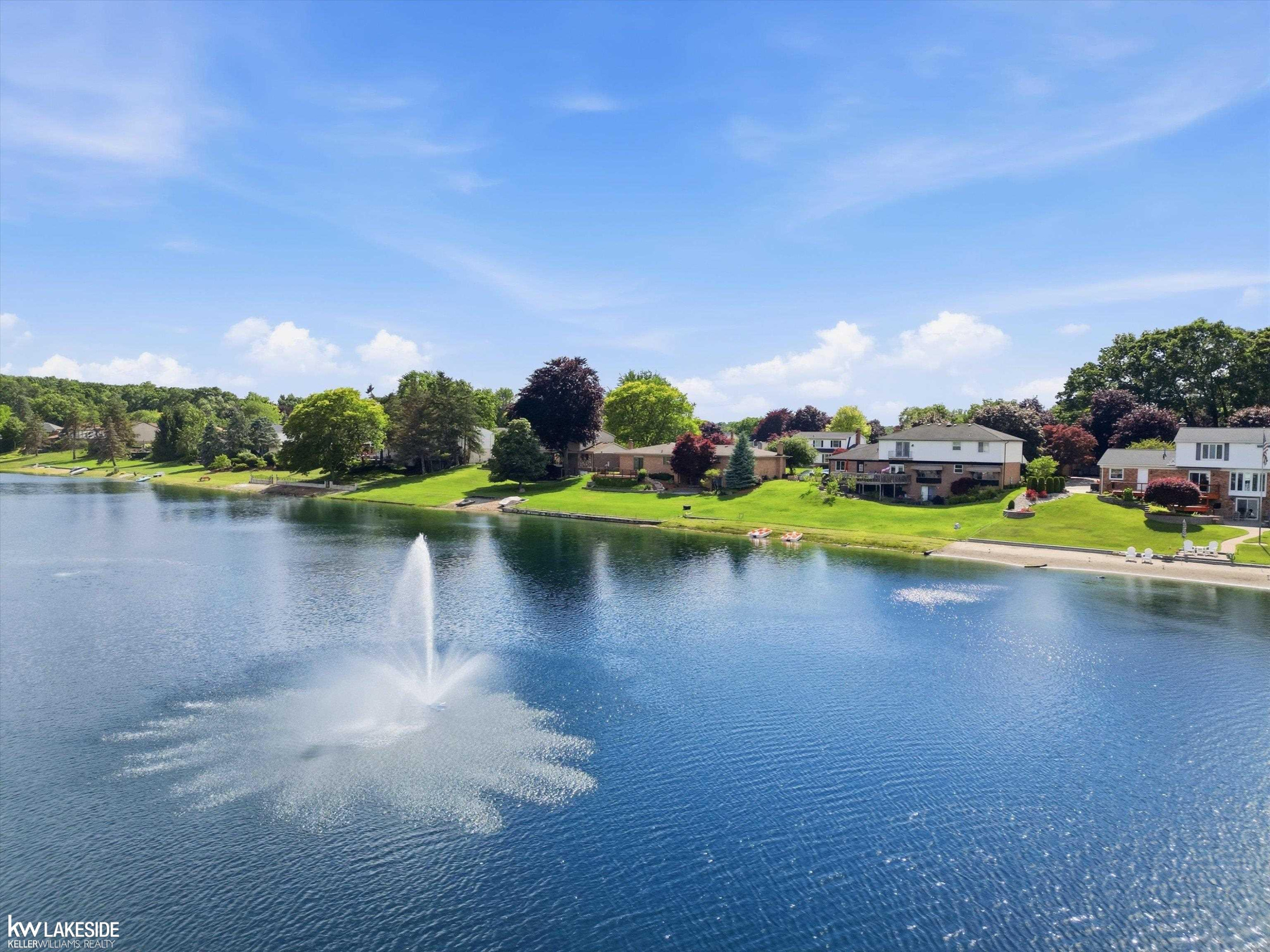 54416 Blue Cloud Drive, Shelby Twp, MI 48315 — Photo 5