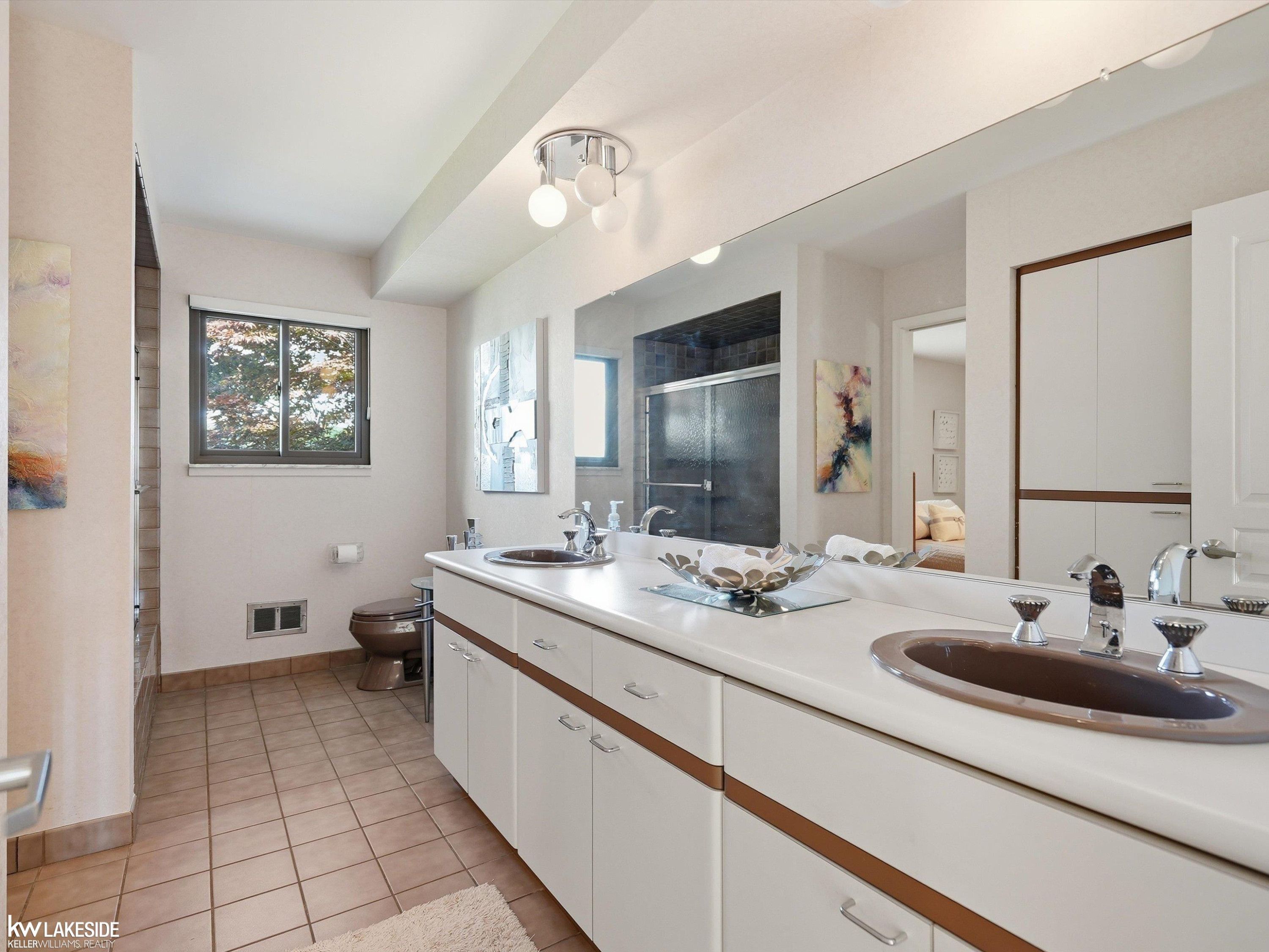 54416 Blue Cloud Drive, Shelby Twp, MI 48315 — Photo 54
