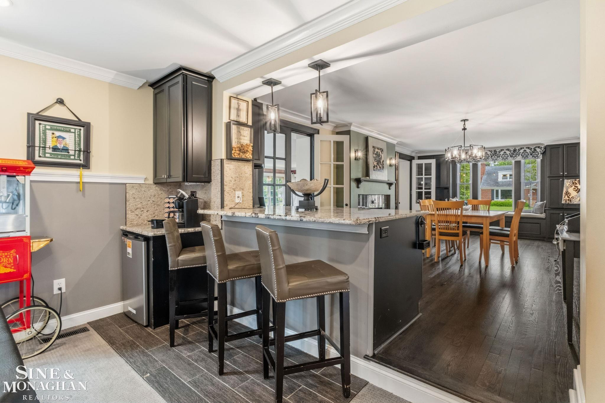 580 Hampton Road, Grosse Pointe Woods, MI 48236 — Photo 16