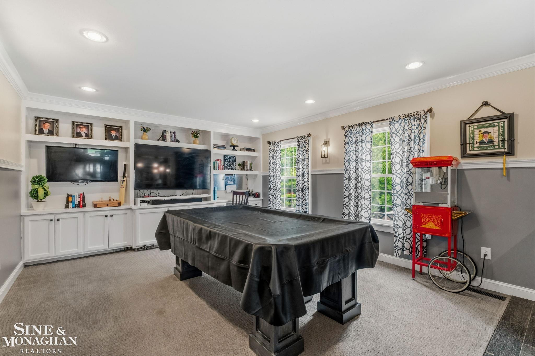 580 Hampton Road, Grosse Pointe Woods, MI 48236 — Photo 17