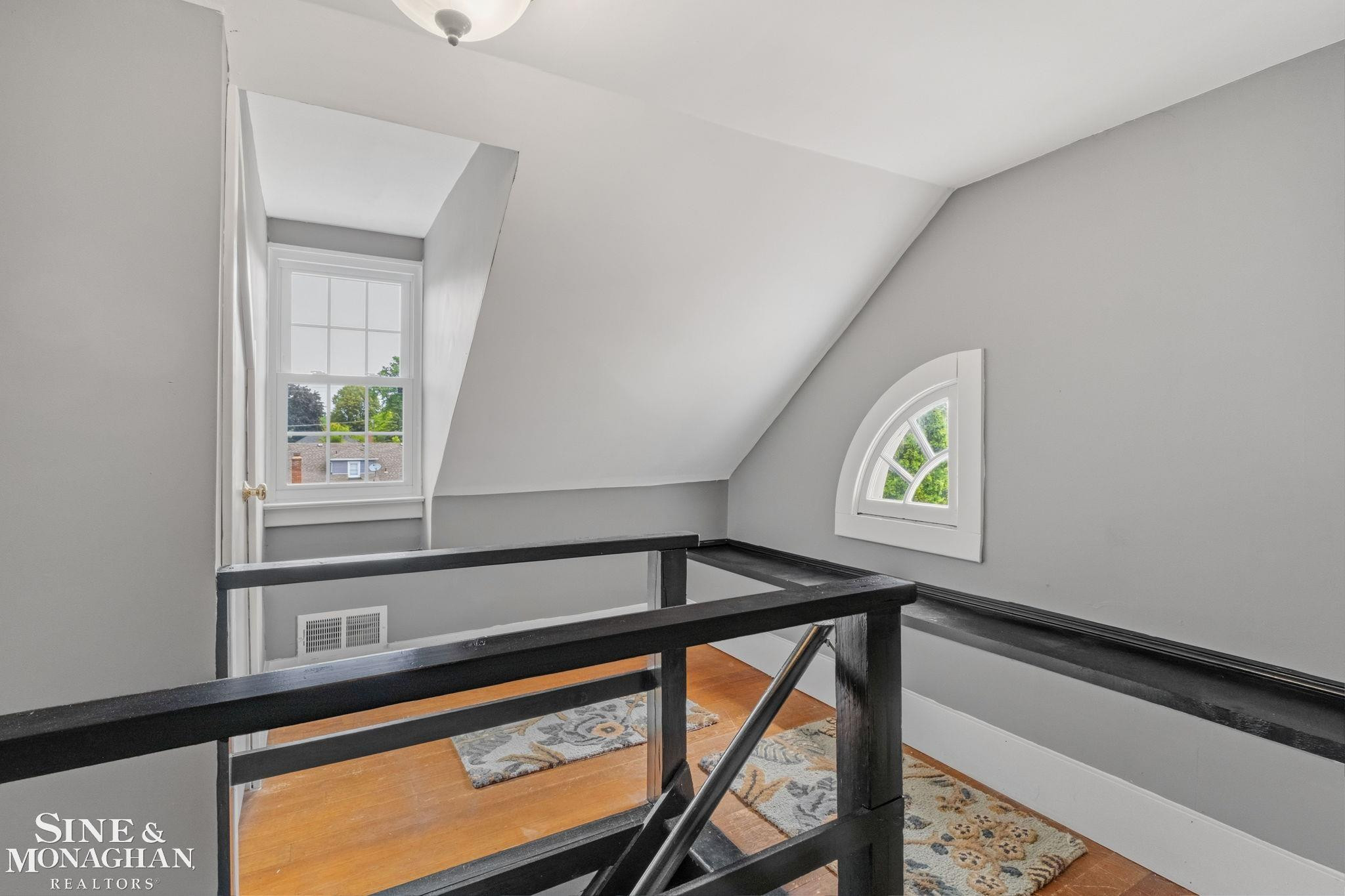 580 Hampton Road, Grosse Pointe Woods, MI 48236 — Photo 53