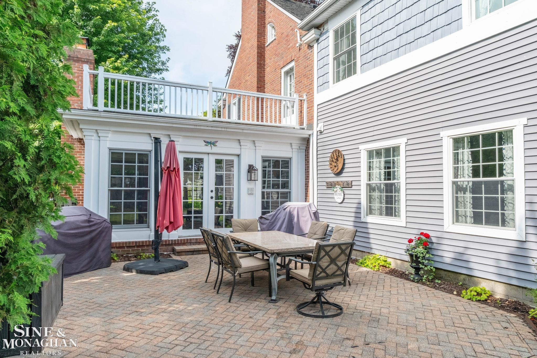 580 Hampton Road, Grosse Pointe Woods, MI 48236 — Photo 70
