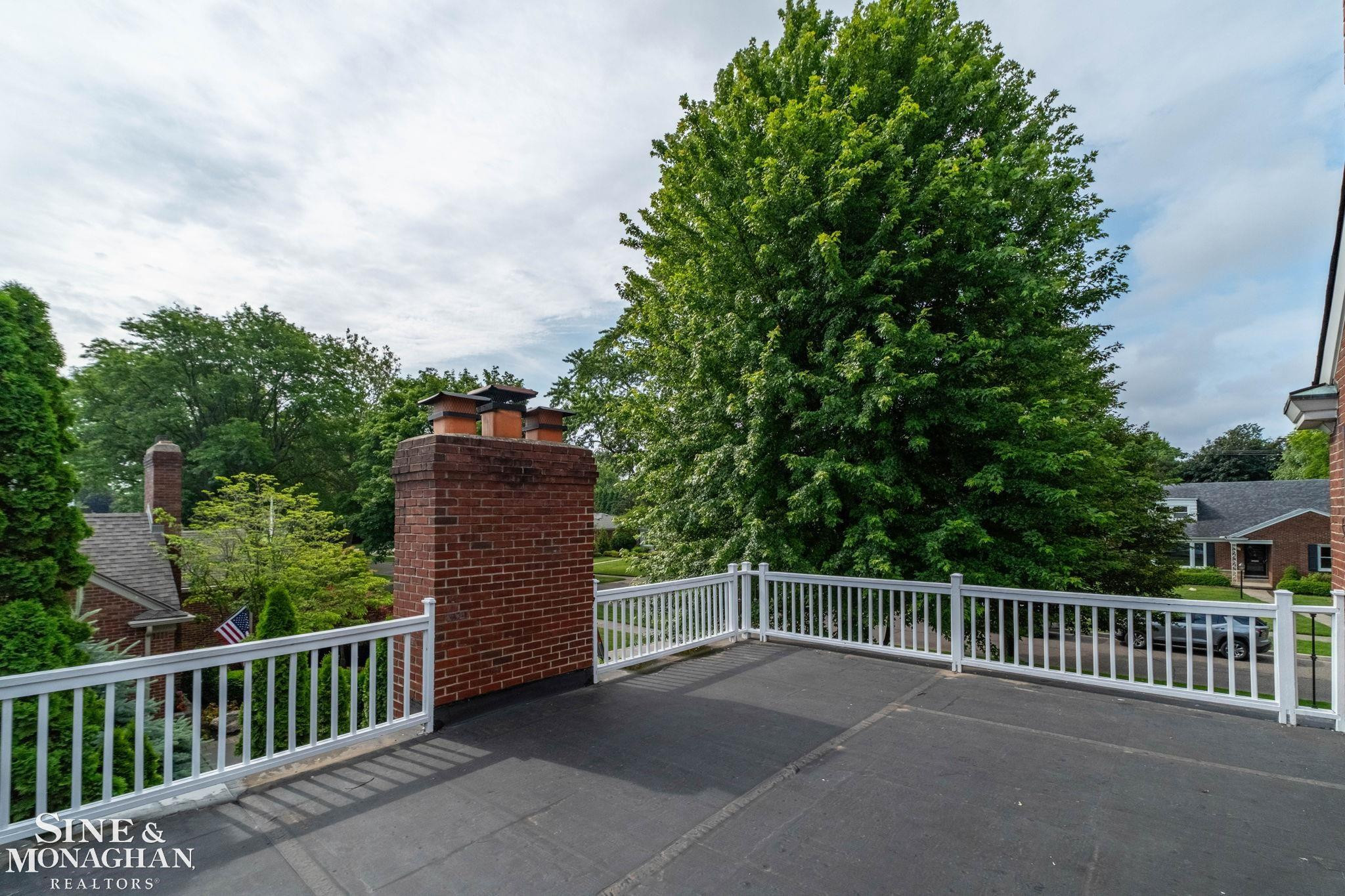 580 Hampton Road, Grosse Pointe Woods, MI 48236 — Photo 74
