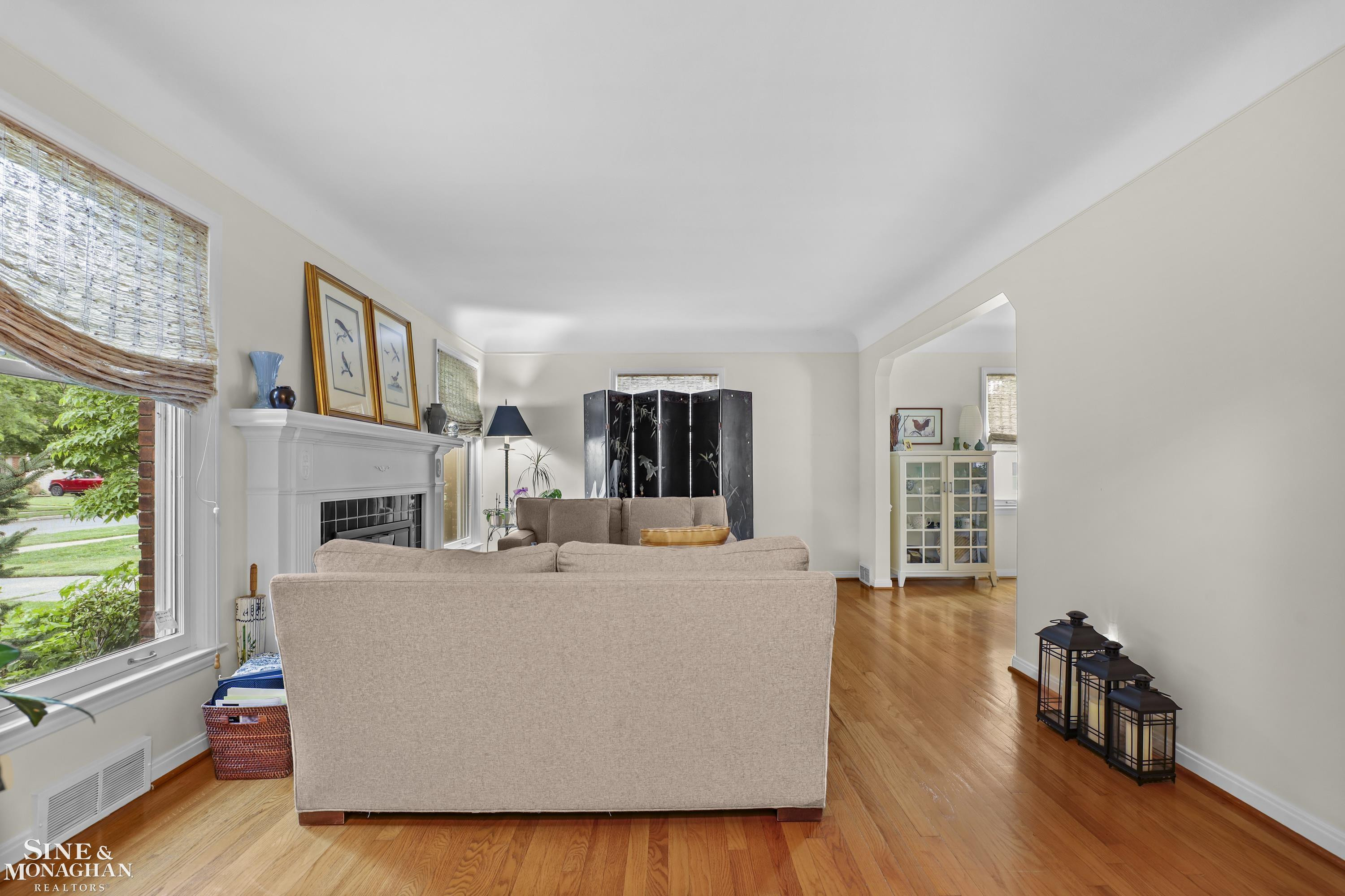 1024 Somerset Avenue, Grosse Pointe Park, MI 48230 — Photo 2