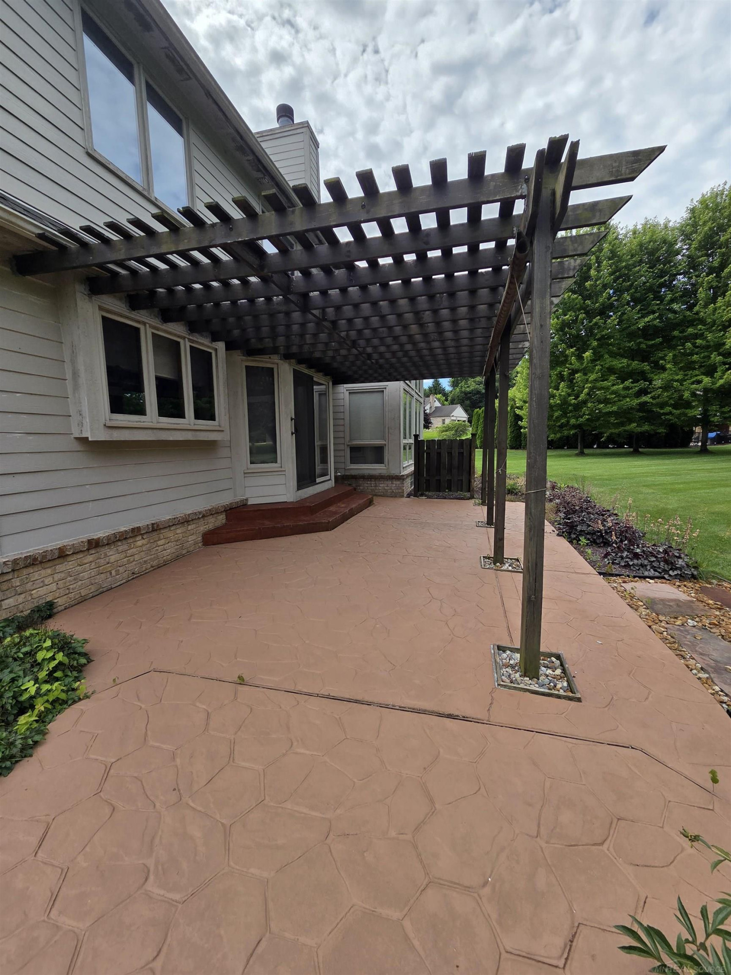 1037 Todd Court, White Lake, MI 48383 — Photo 10