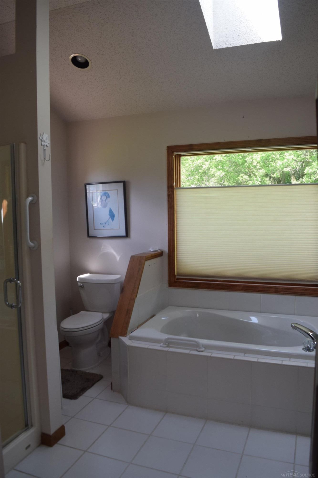 1037 Todd Court, White Lake, MI 48383 — Photo 22