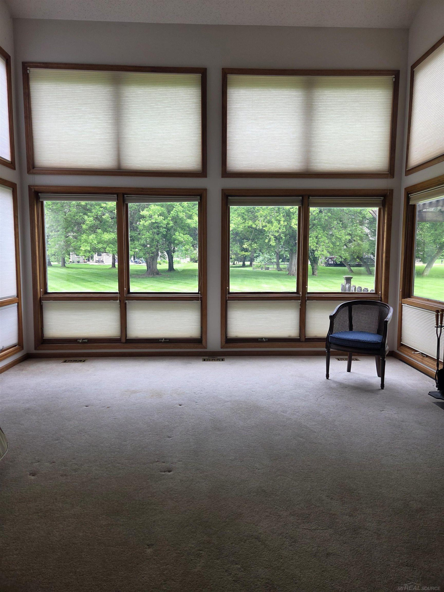 1037 Todd Court, White Lake, MI 48383 — Photo 26