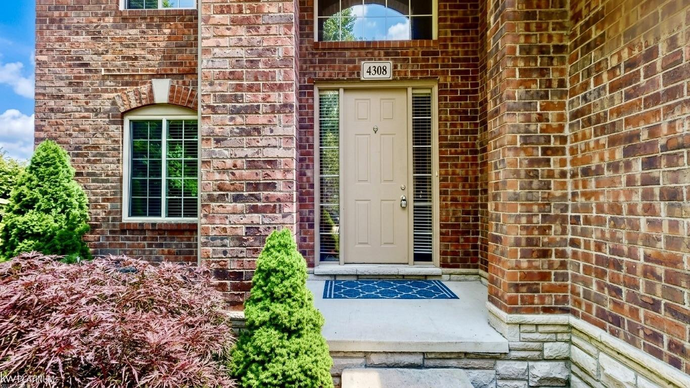4308 Hawks Nest Road, Shelby Twp, MI 48317 — Photo 5
