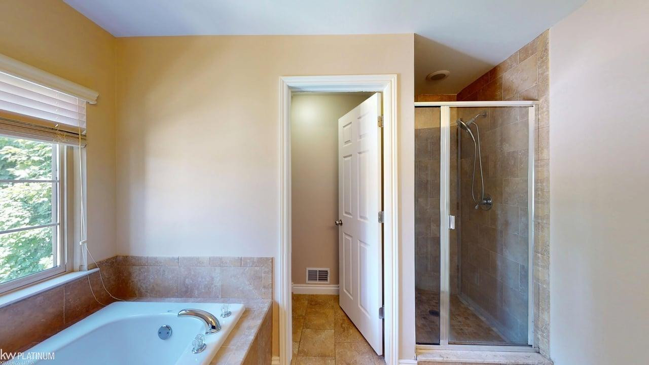 4308 Hawks Nest Road, Shelby Twp, MI 48317 — Photo 26