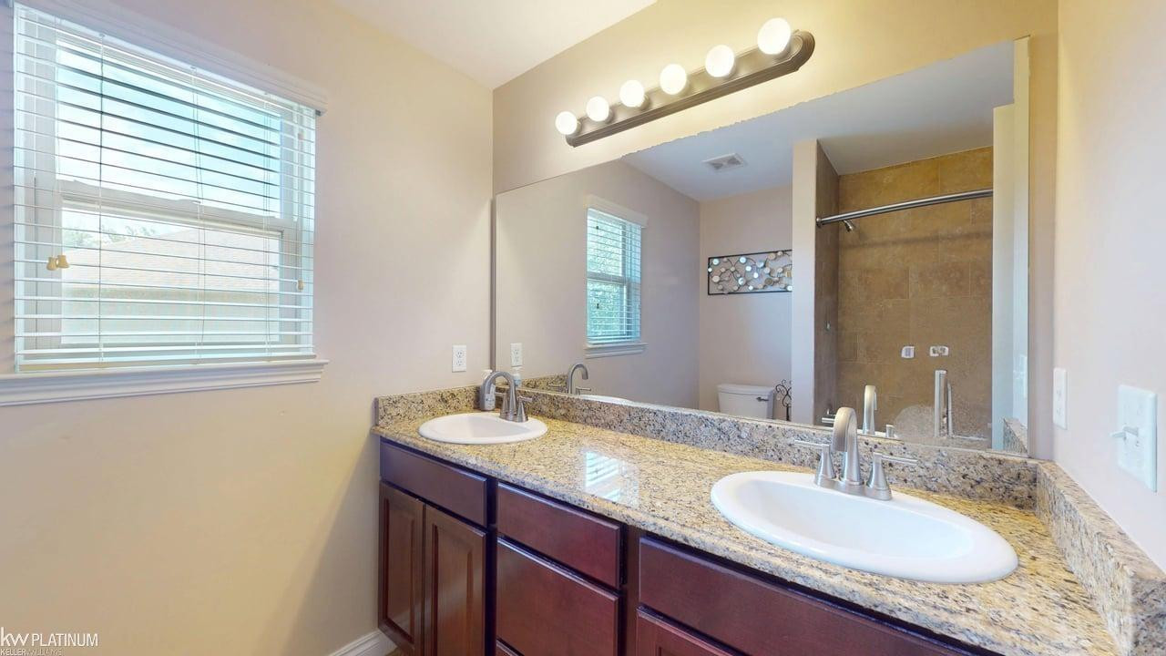4308 Hawks Nest Road, Shelby Twp, MI 48317 — Photo 34