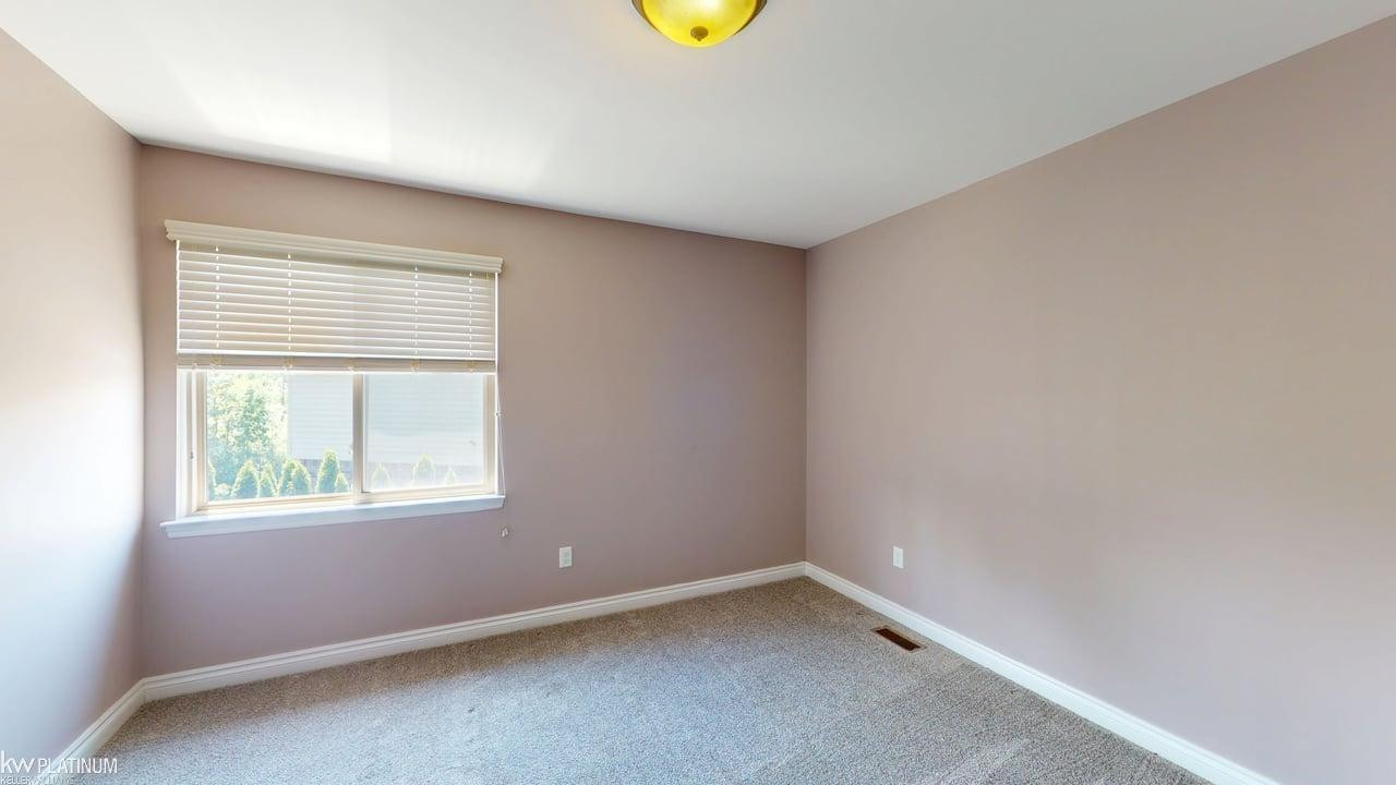 4308 Hawks Nest Road, Shelby Twp, MI 48317 — Photo 36