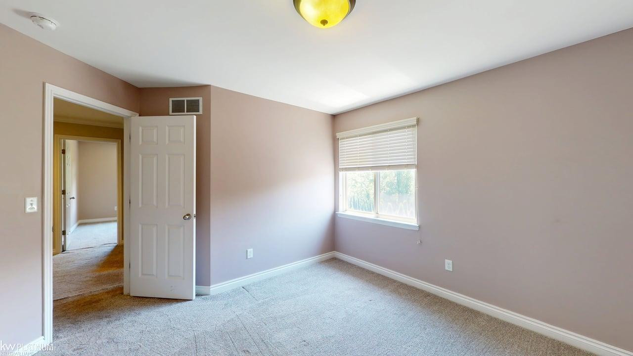 4308 Hawks Nest Road, Shelby Twp, MI 48317 — Photo 37