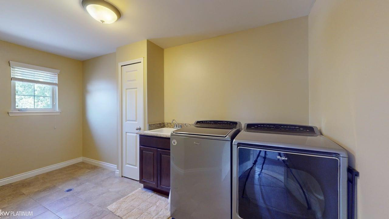 4308 Hawks Nest Road, Shelby Twp, MI 48317 — Photo 39