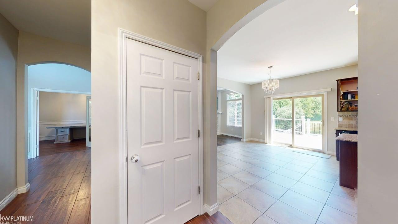 4308 Hawks Nest Road, Shelby Twp, MI 48317 — Photo 42