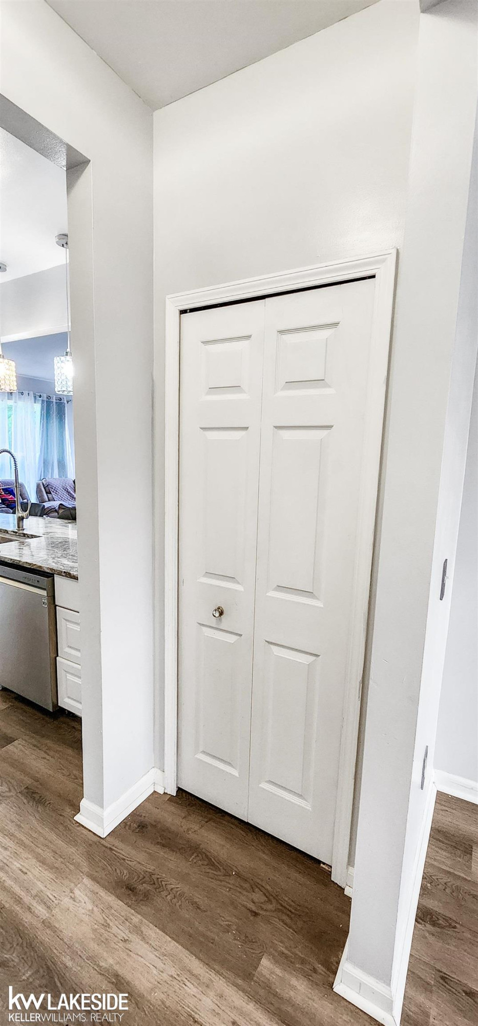 39025 Buckingham Drive, Romulus, MI 48174 — Photo 16