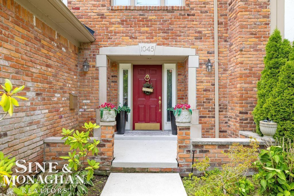 1045 Whittier Road, Grosse Pointe Park, MI 48230 — Photo 3