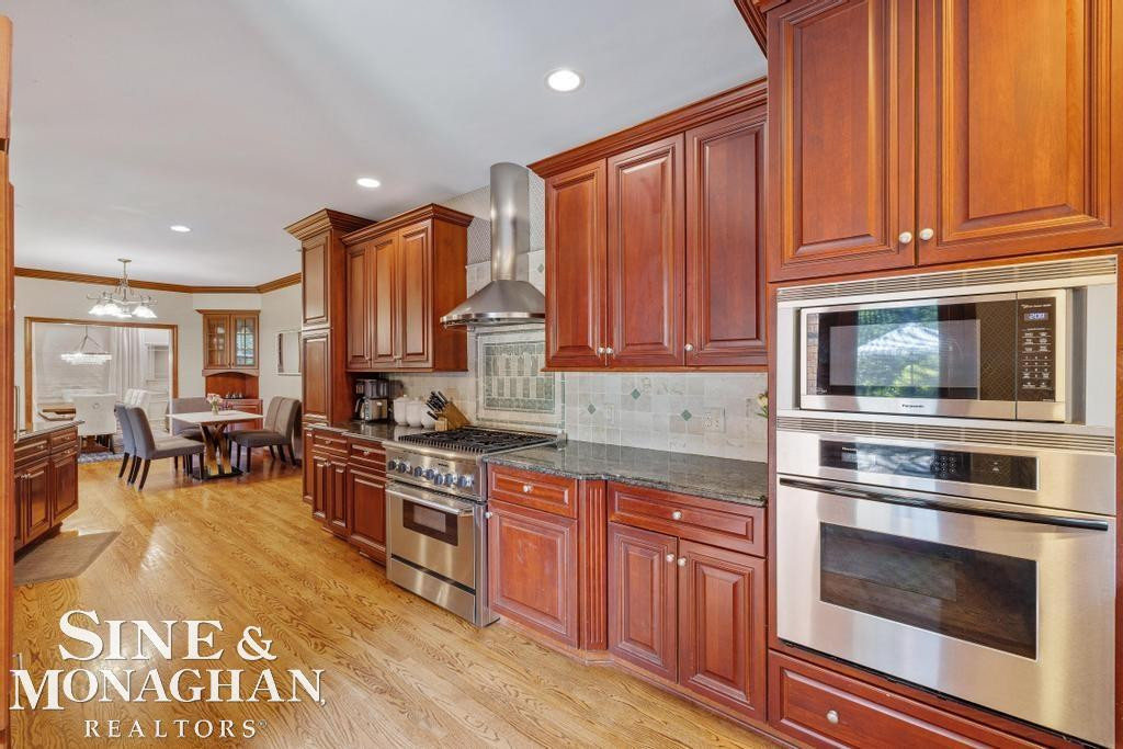 1045 Whittier Road, Grosse Pointe Park, MI 48230 — Photo 19