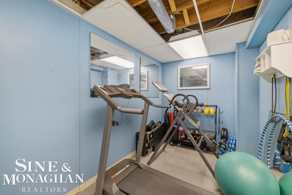 1045 Whittier Road, Grosse Pointe Park, MI 48230 — Photo 49