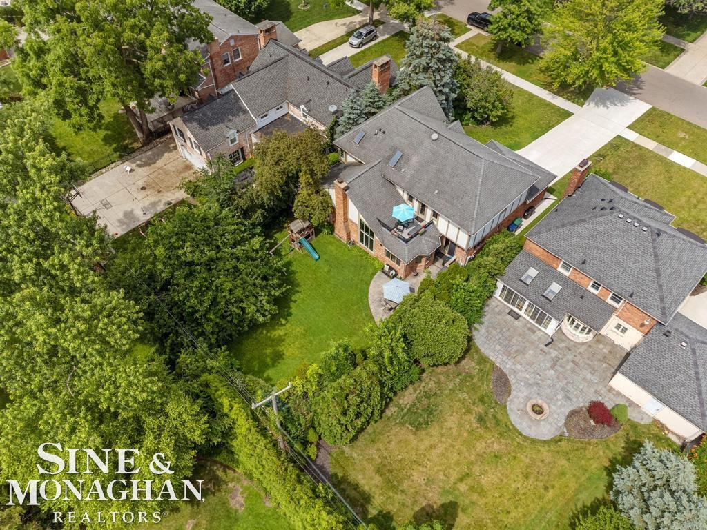 1045 Whittier Road, Grosse Pointe Park, MI 48230 — Photo 67