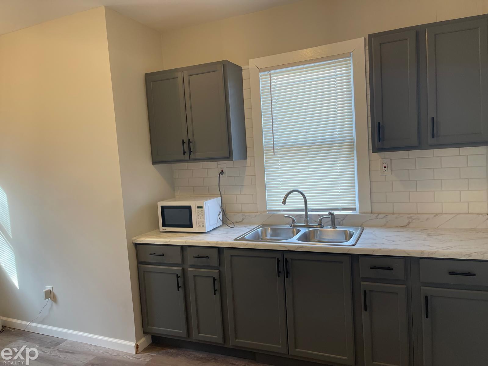 8443 Chalfonte Street, Detroit, MI 48238 — Photo 12