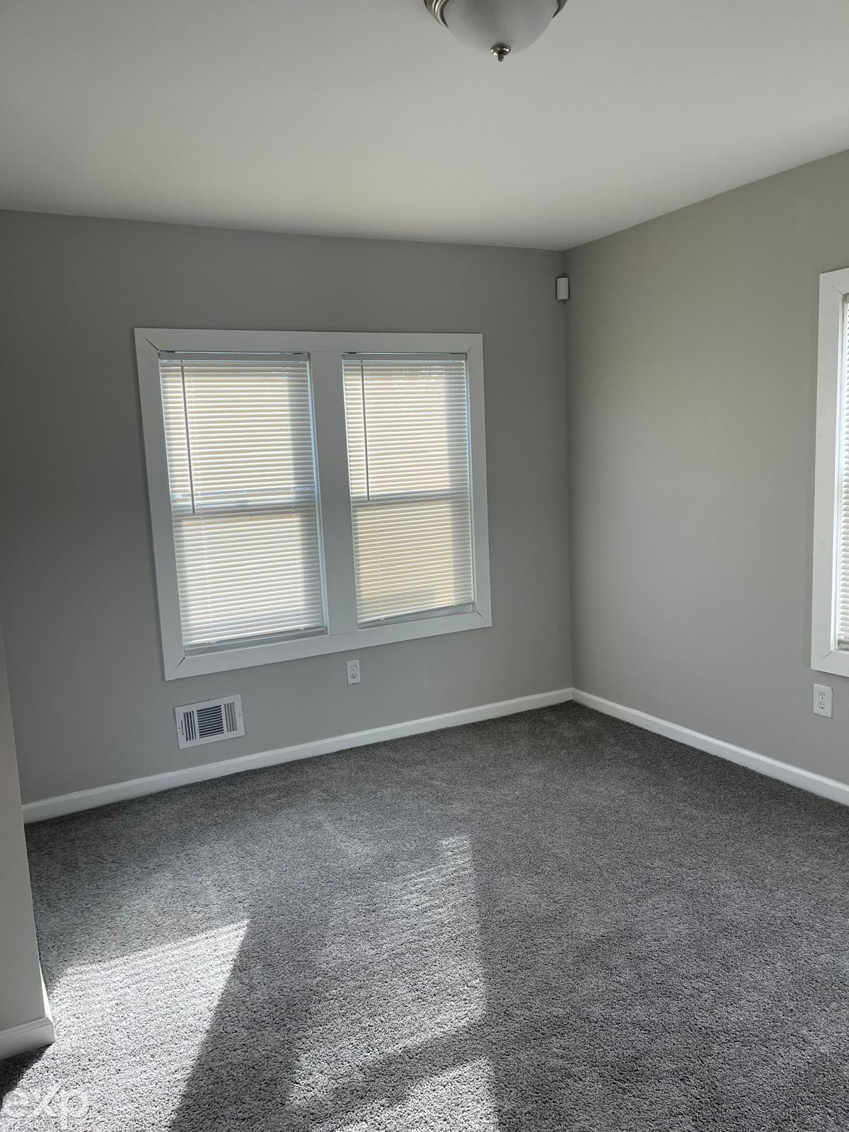 8443 Chalfonte Street, Detroit, MI 48238 — Photo 17