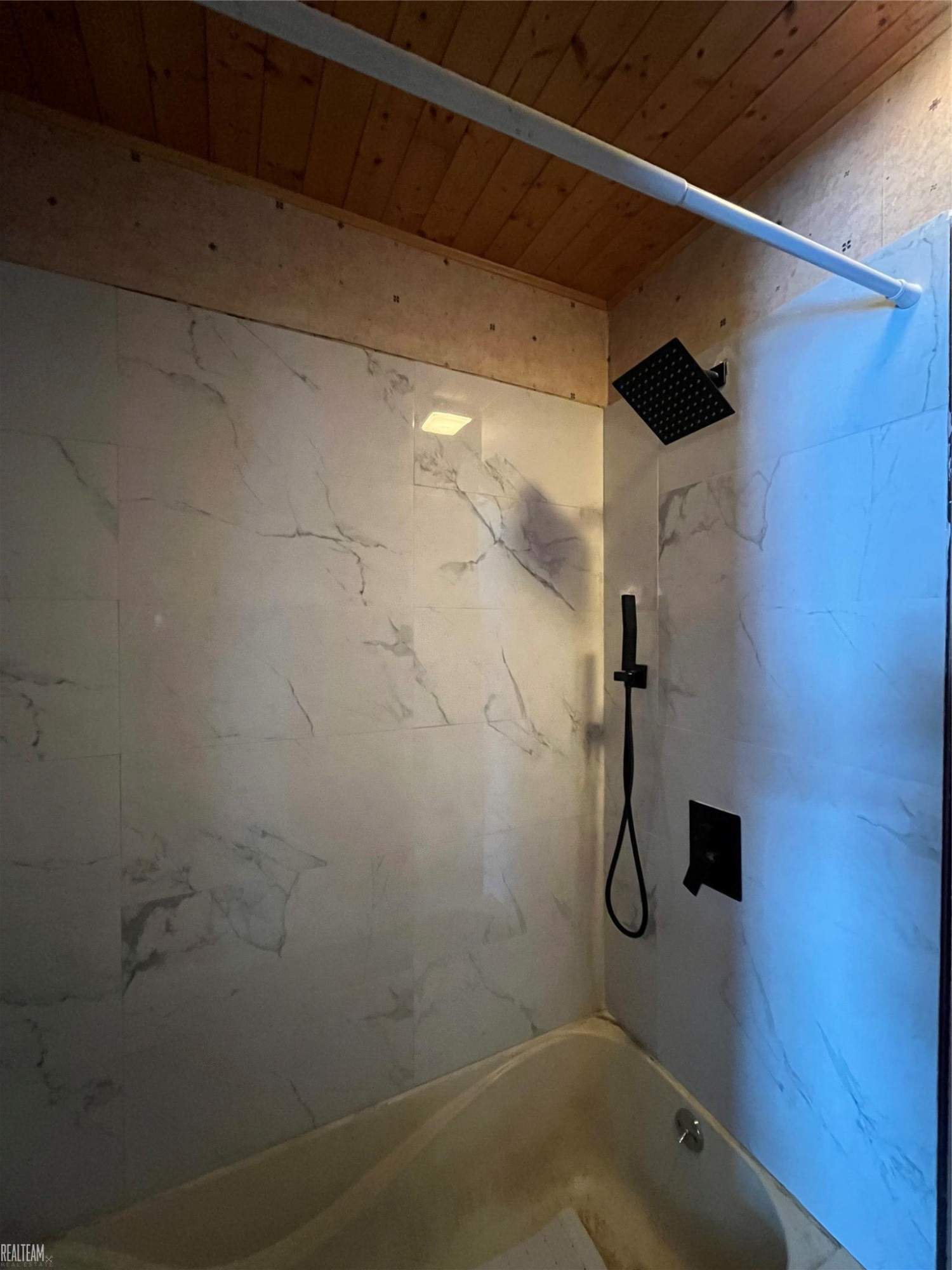 600 W Biddle Street, Jackson, MI 49203 — Photo 21