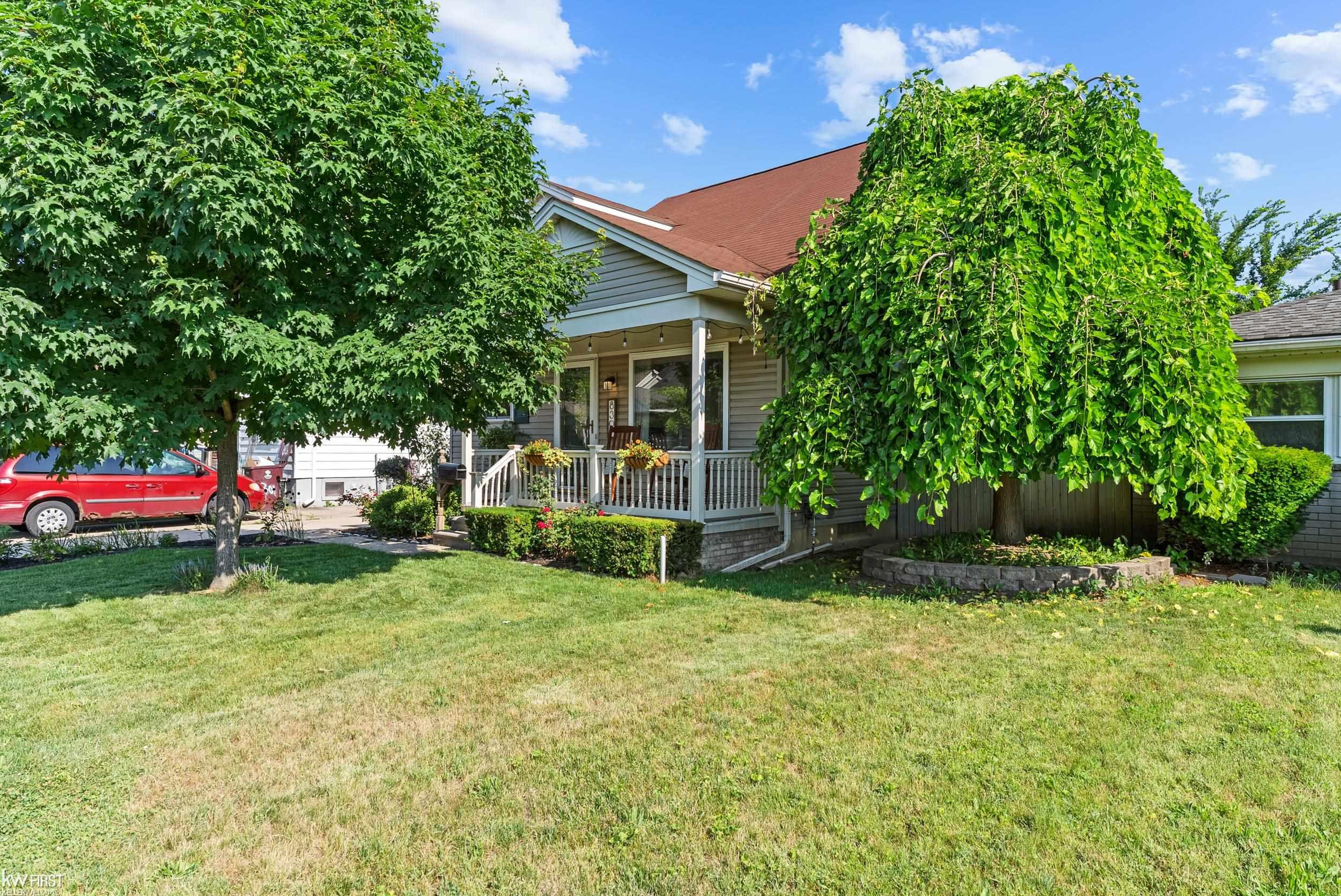 8307 Edward Avenue, Center Line, MI 48015 — Photo 4