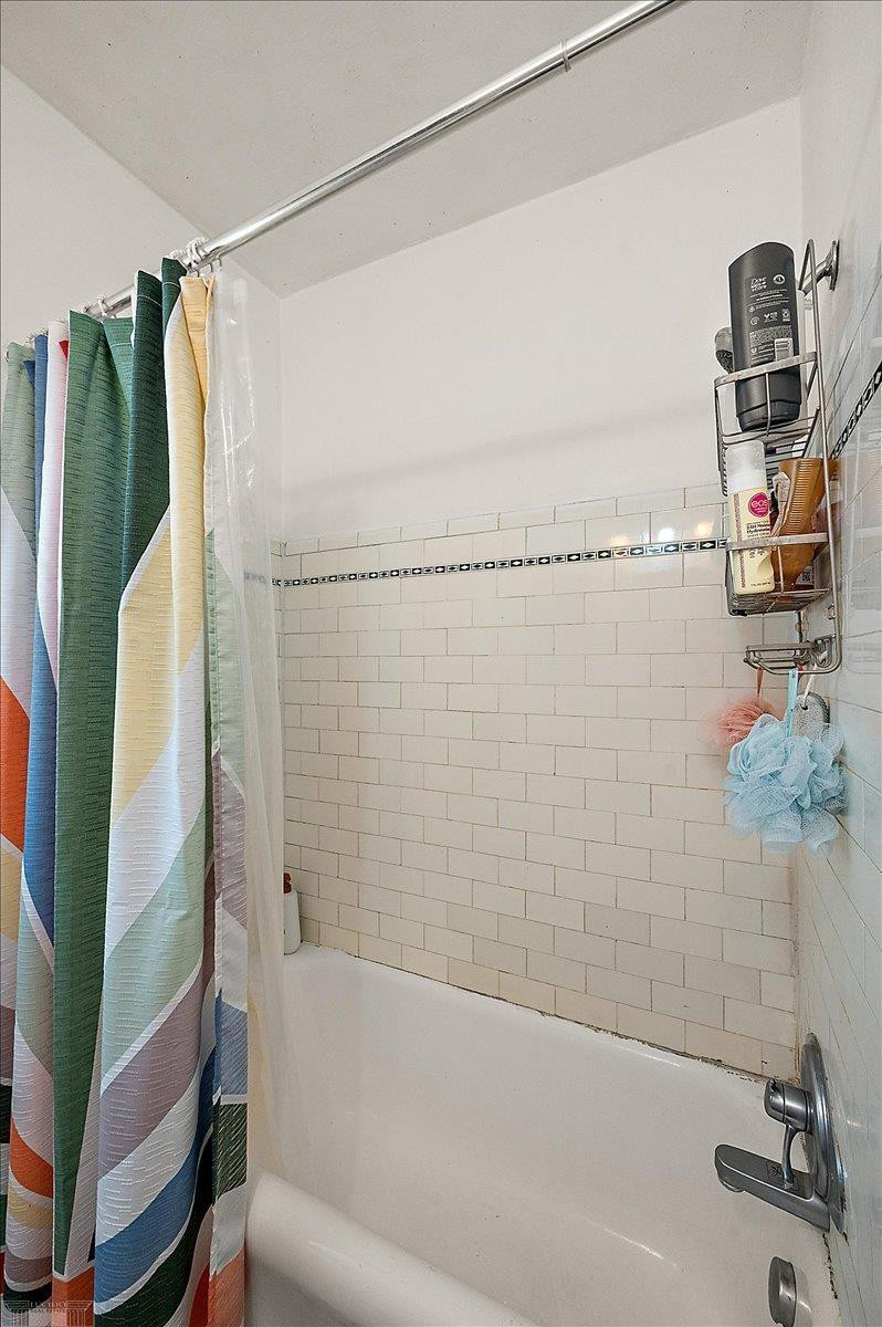 873-875 Beaconsfield Avenue, Grosse Pointe Park, MI 48230 — Photo 40