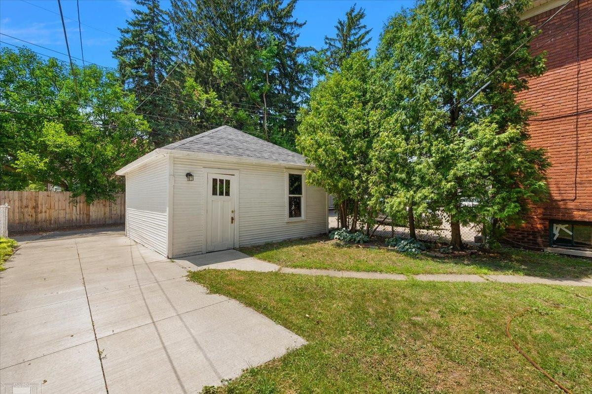 873-875 Beaconsfield Avenue, Grosse Pointe Park, MI 48230 — Photo 53
